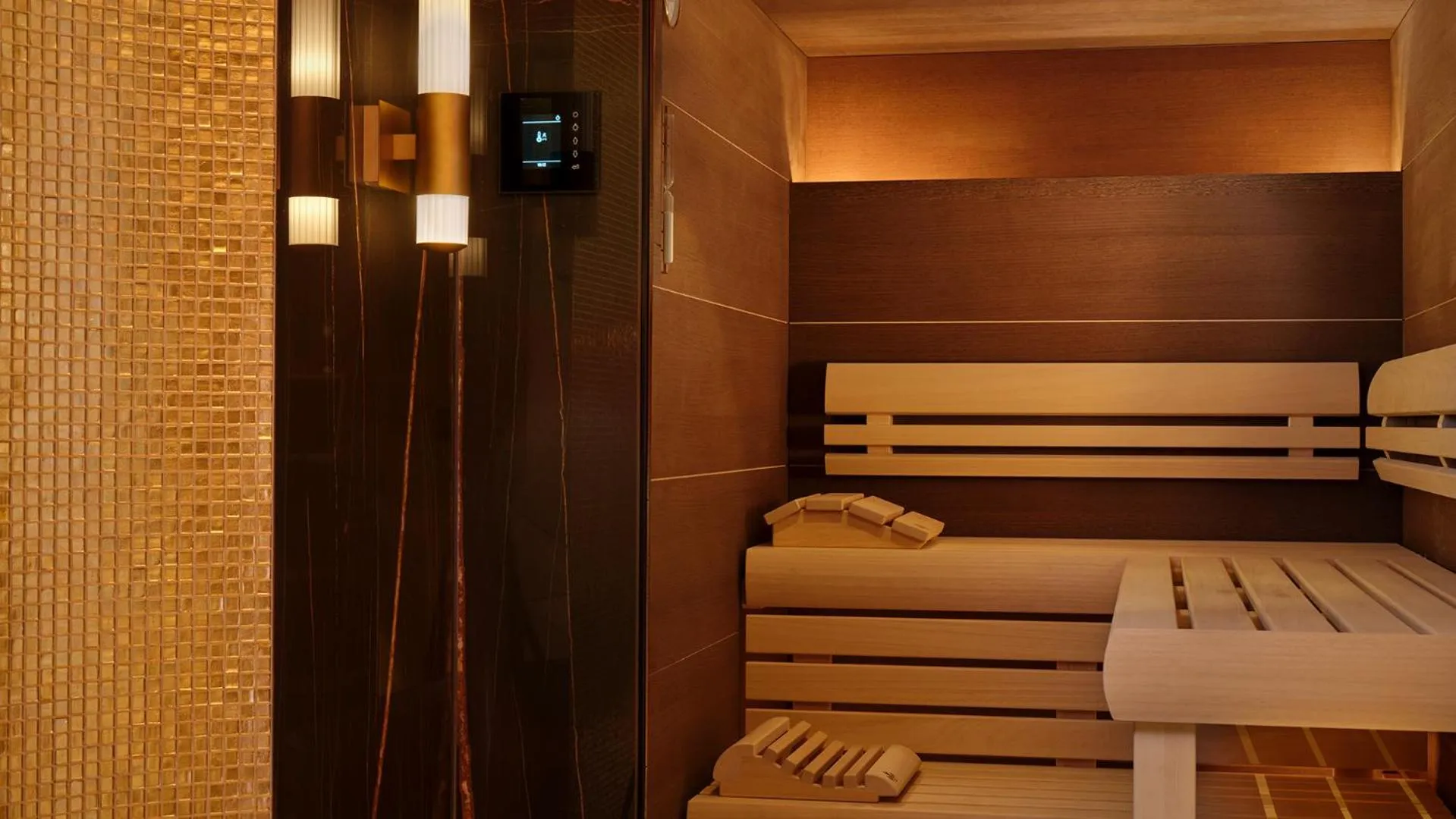 Sauna in Hotel Taschenbergpalais Kempinski