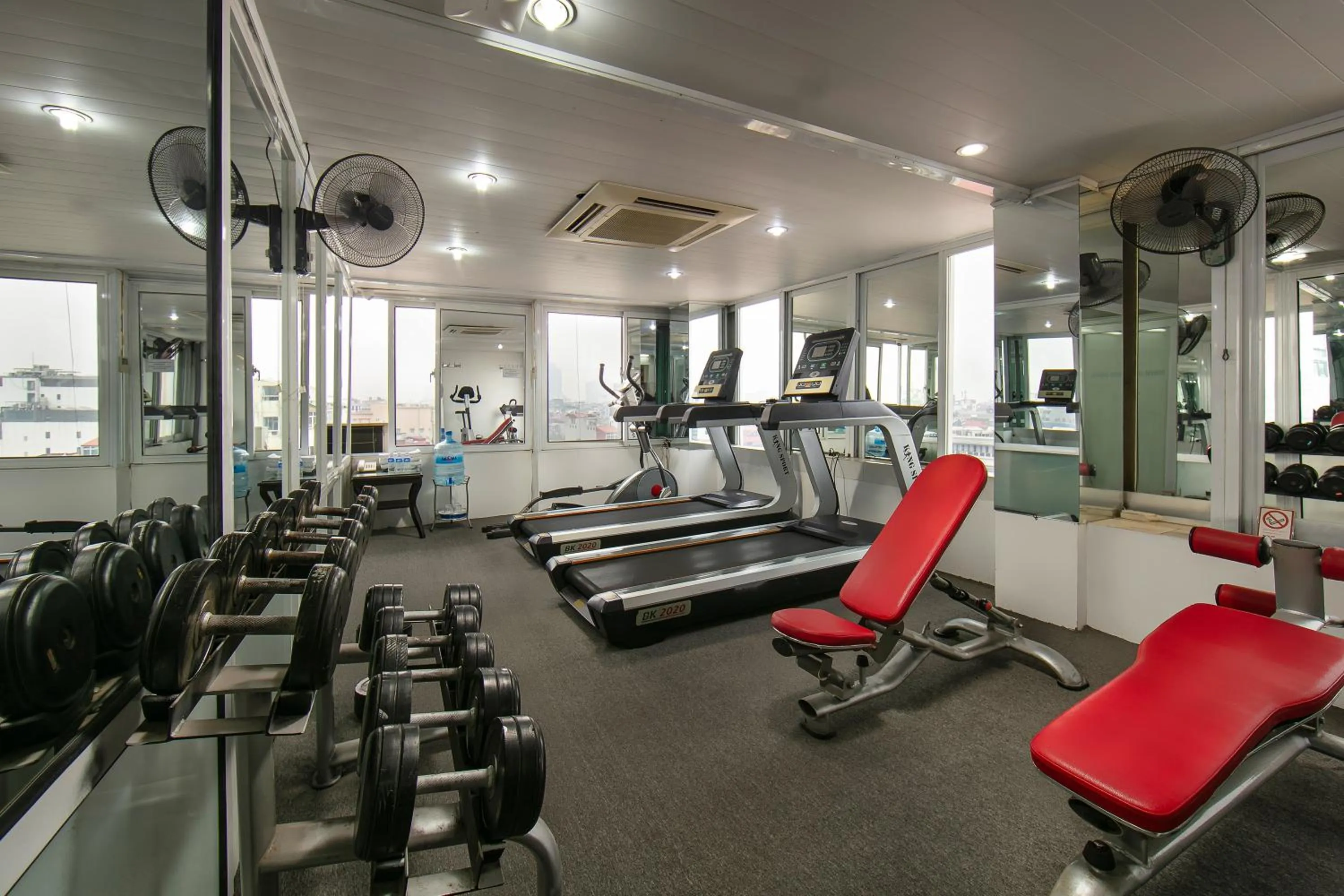 Fitness centre/facilities in San Premium Hotel