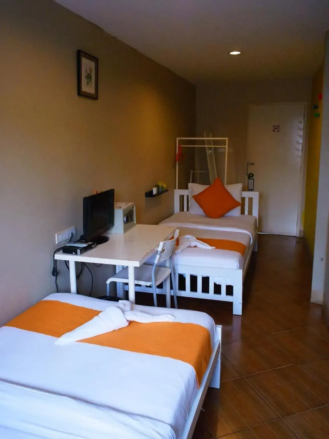 Standard Twin Room with Shared Bathroom in VX The Fifty Standard Twin Room with Shared Bathroom in VX The Fifty