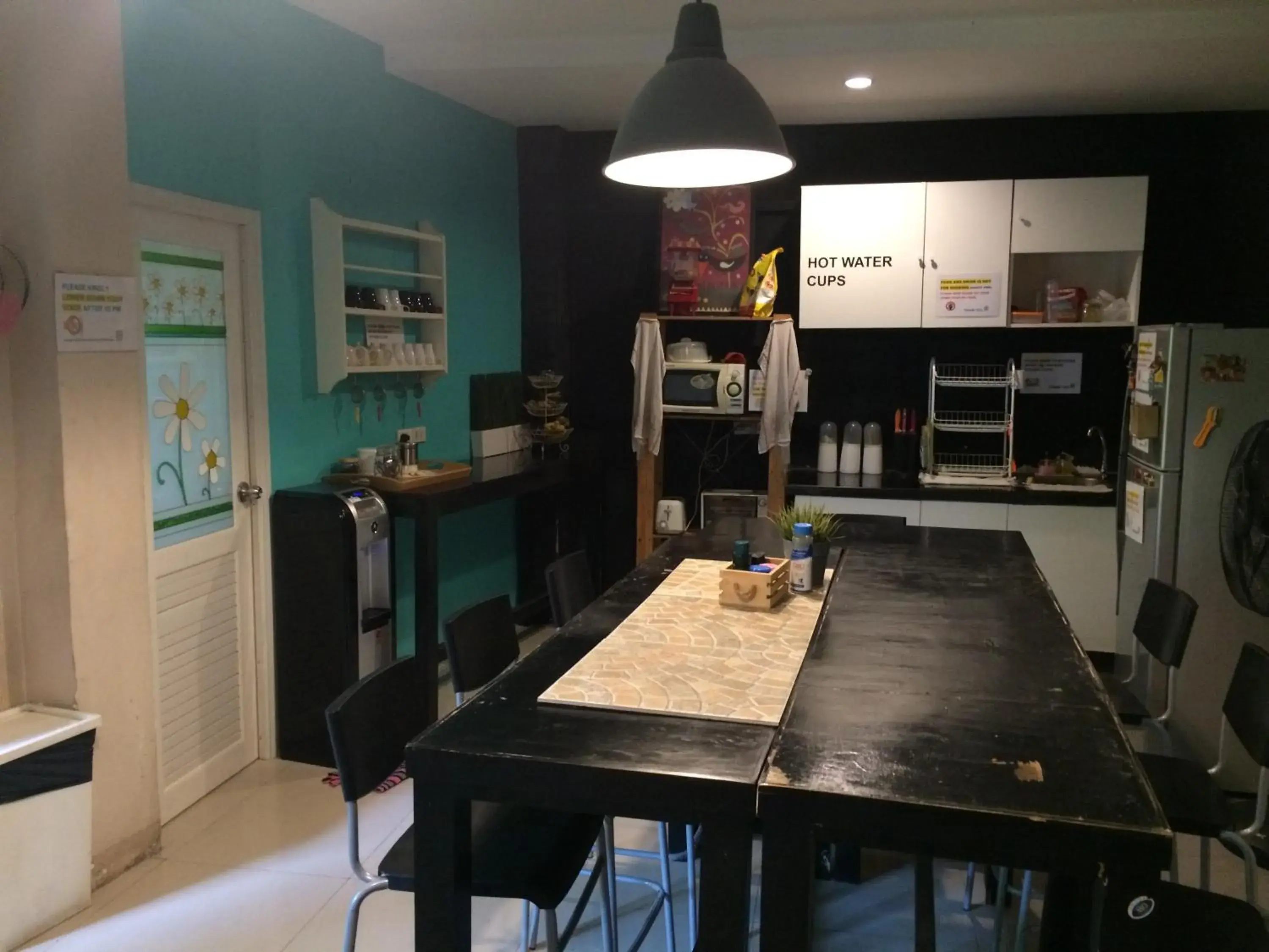 Communal kitchen in VX The Fifty Communal kitchen in VX The Fifty