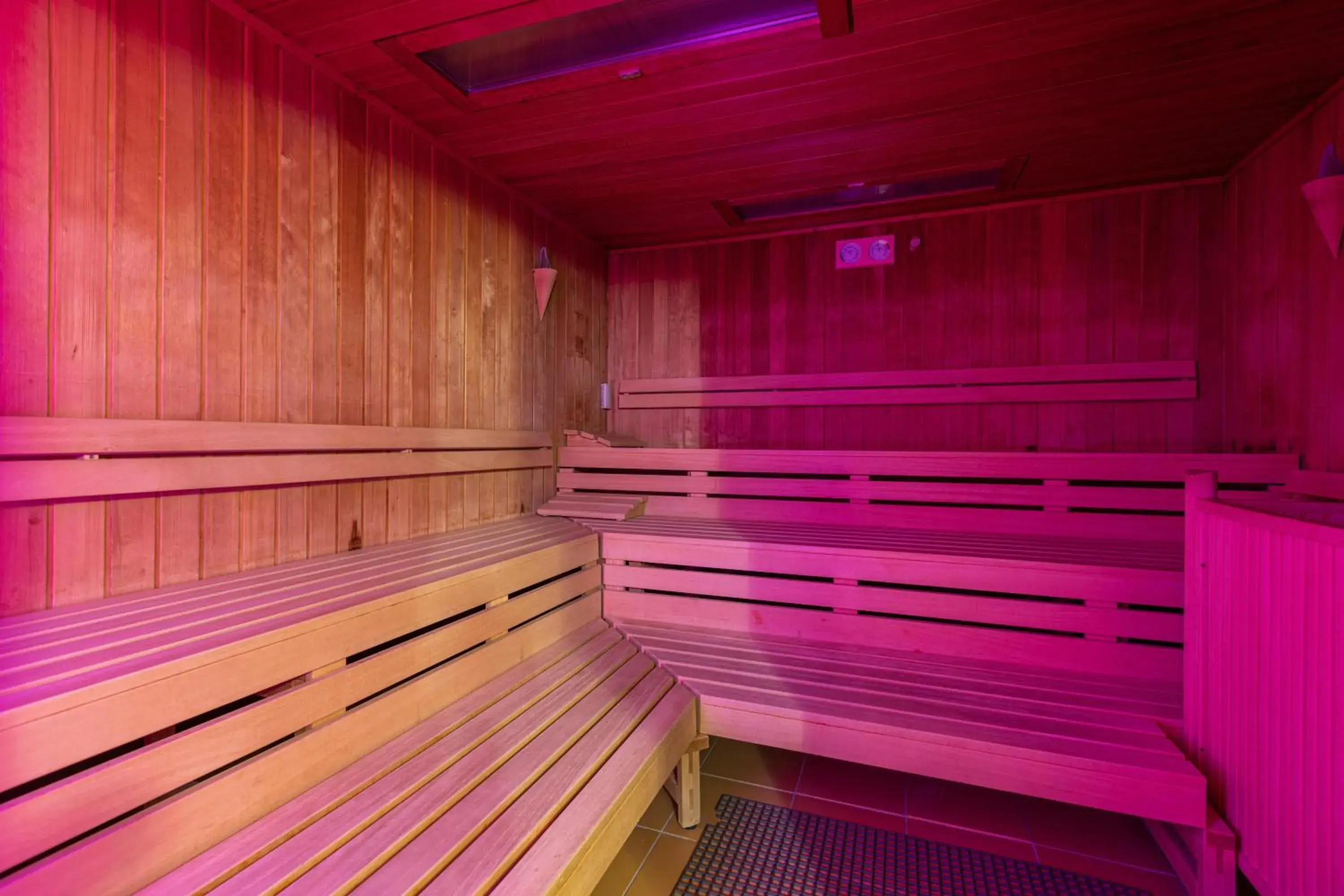 Spa and wellness centre/facilities in IFA Rügen Hotel & Ferienpark Spa and wellness centre/facilities in IFA Rügen Hotel & Ferienpark