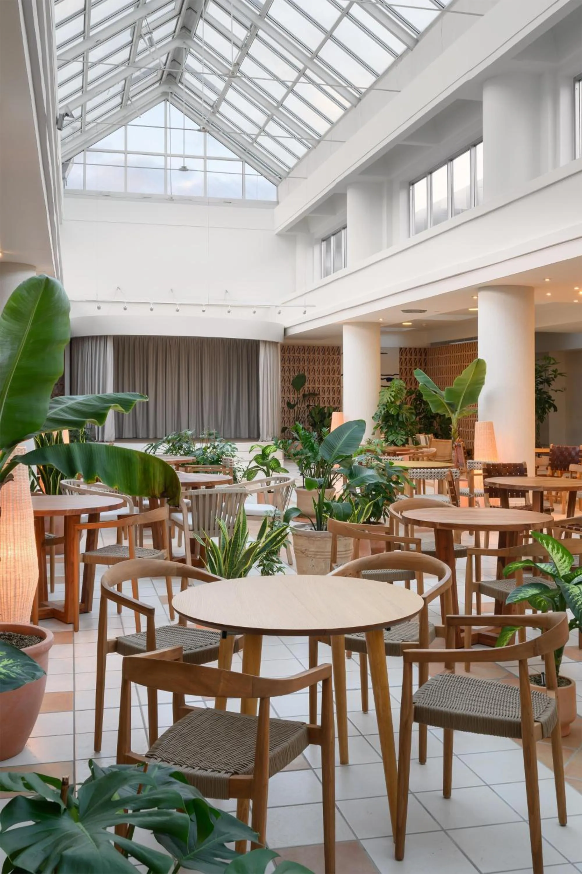Lobby or reception in IFA Rügen Hotel & Ferienpark