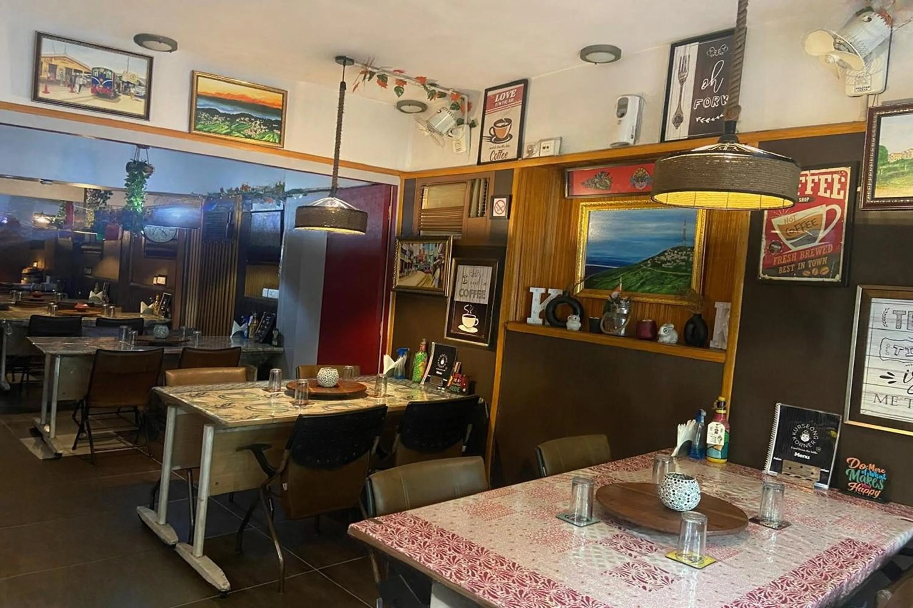 Restaurant/places to eat in The Kei Inn & Suites Hotel near Salt Lake