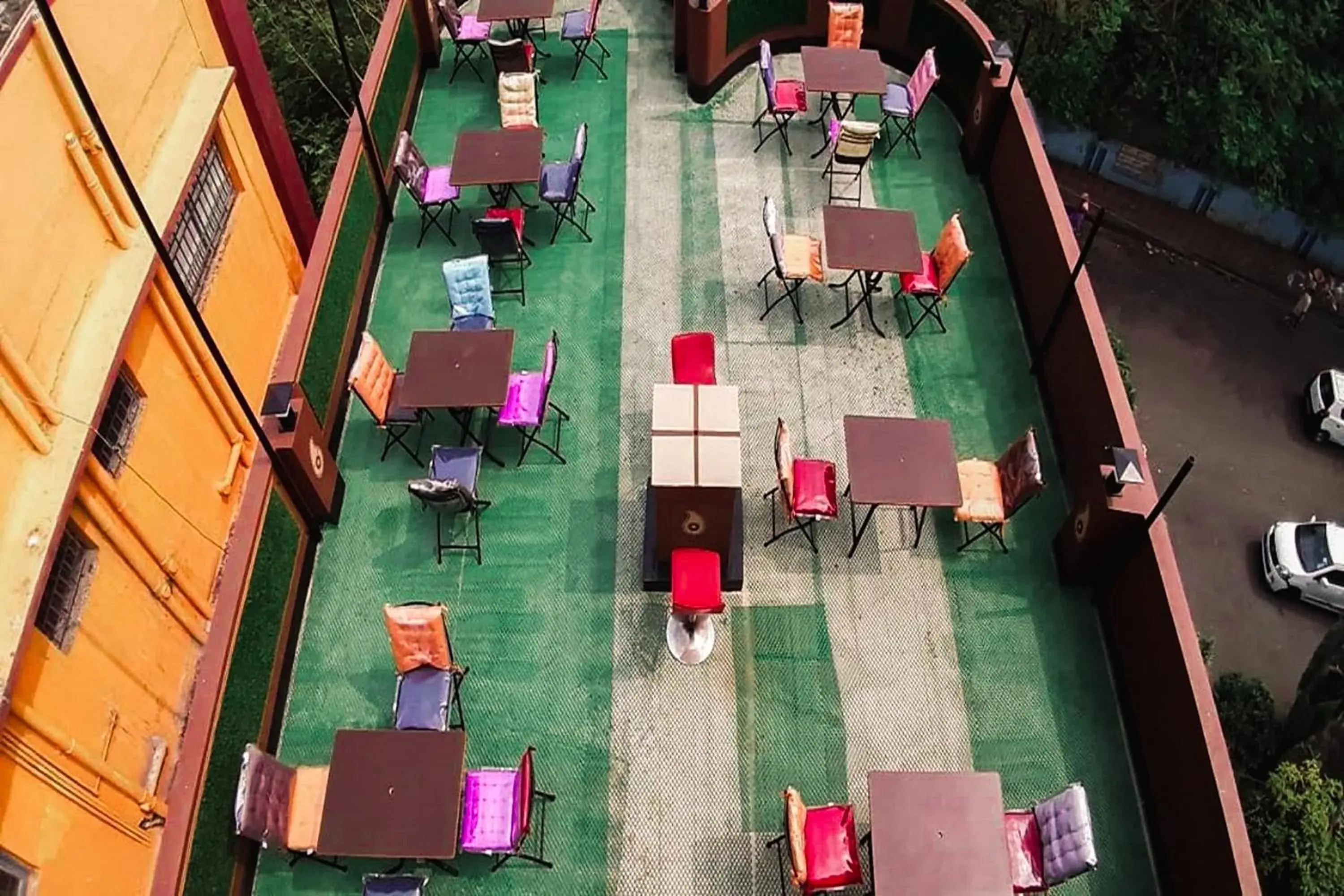 Property building in The Kei Inn & Suites Hotel near Salt Lake Property building in The Kei Inn & Suites Hotel near Salt Lake