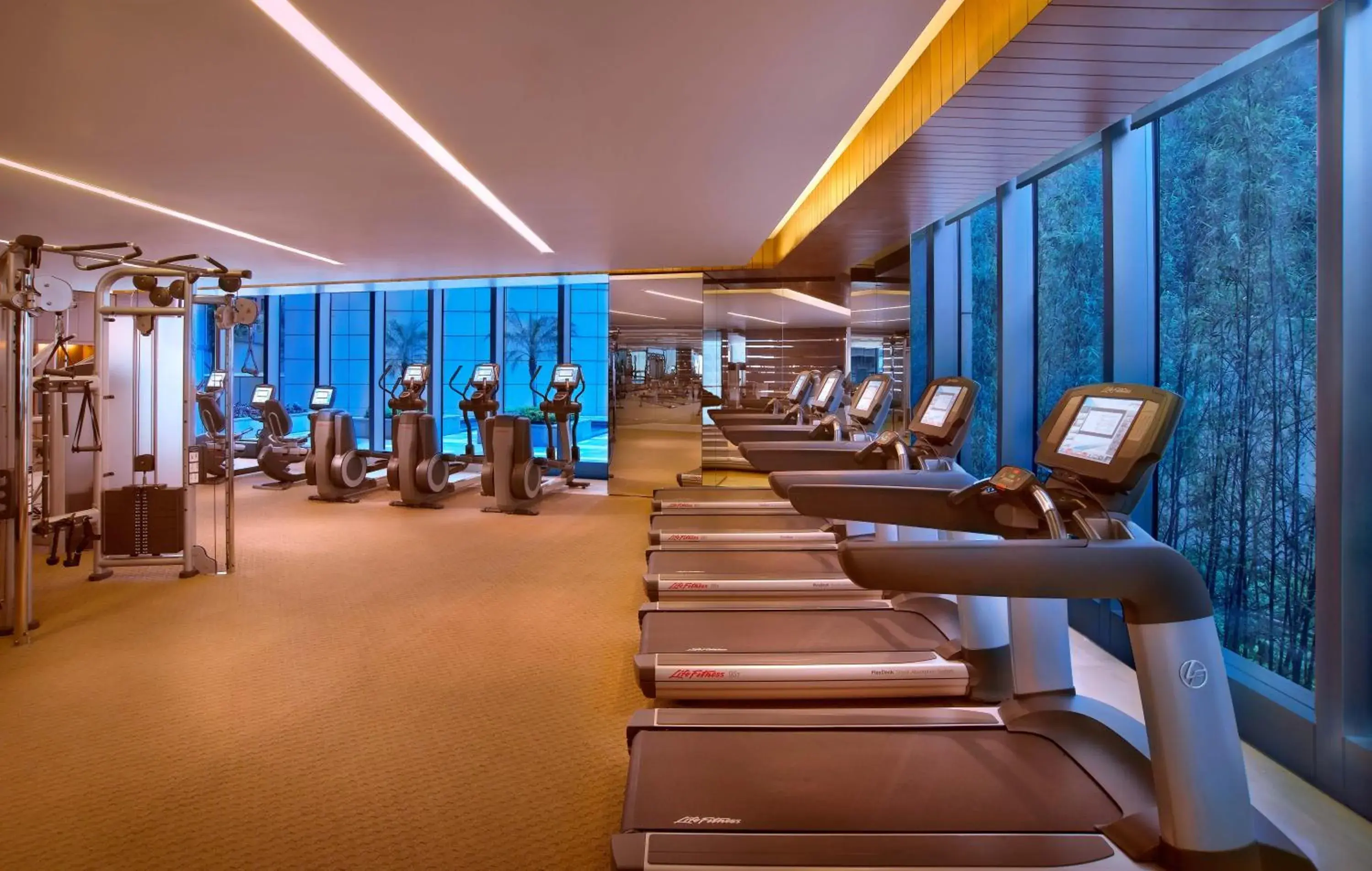 Fitness centre/facilities in Grand Hyatt Shenzhen Fitness centre/facilities in Grand Hyatt Shenzhen