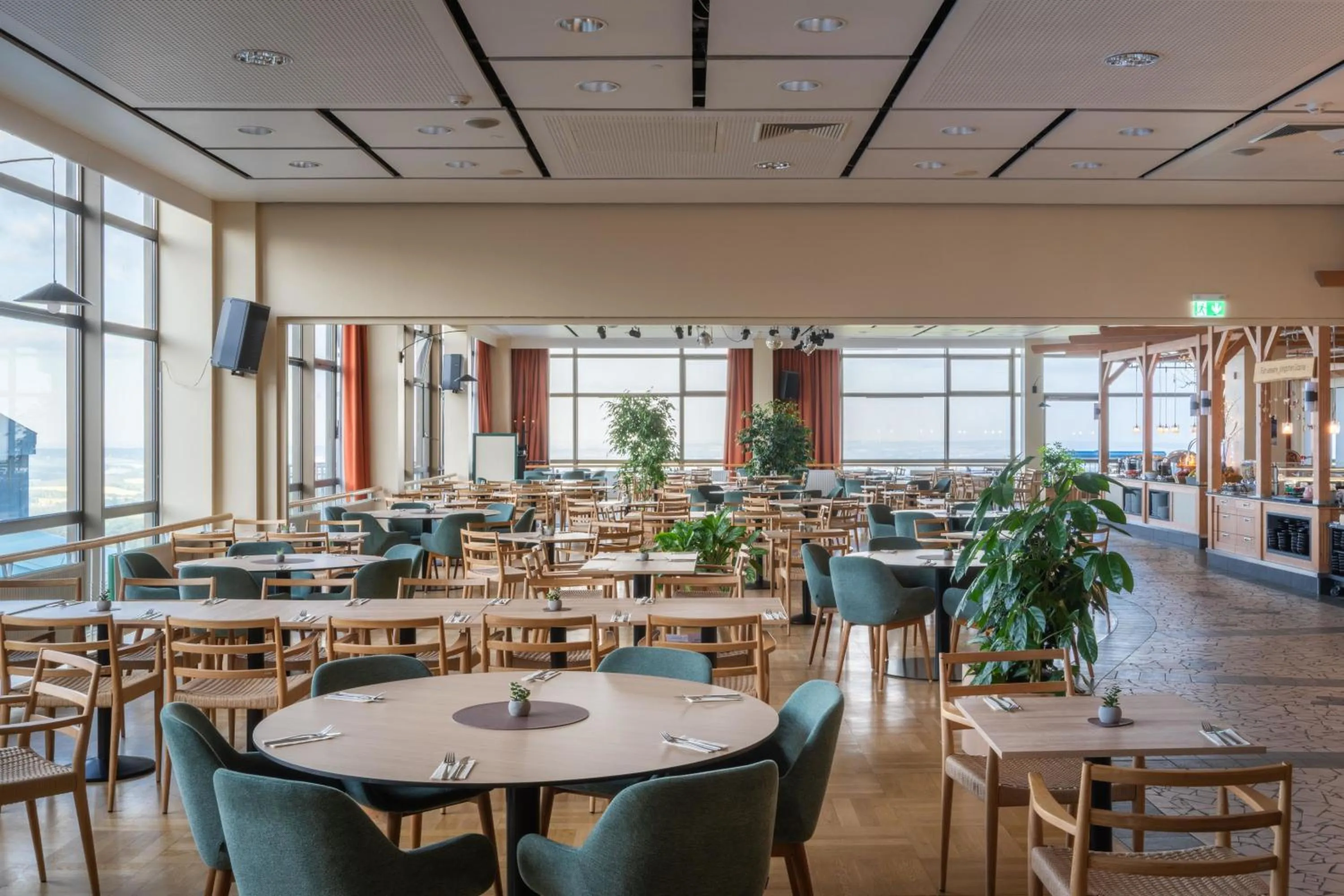 Restaurant/places to eat in IFA Schöneck Hotel & Ferienpark