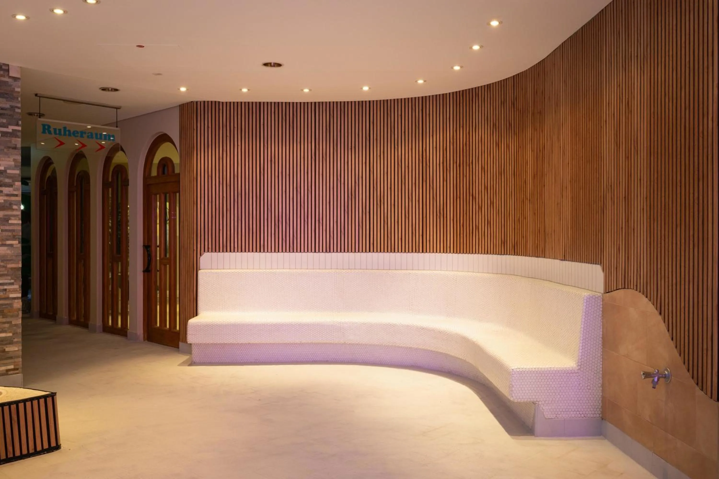 Spa and wellness centre/facilities, Bed in IFA Schöneck Hotel & Ferienpark