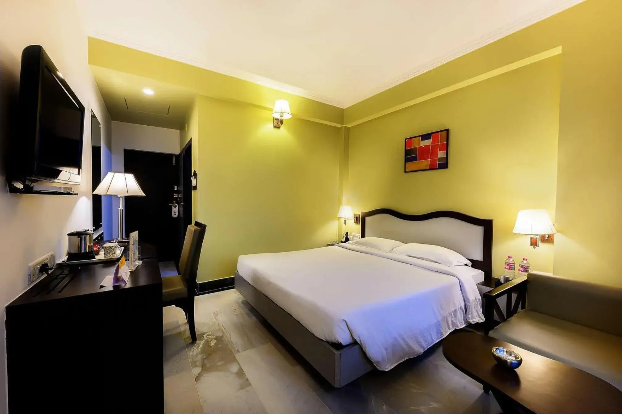 Bed in Capitol Residency Bed in Capitol Residency