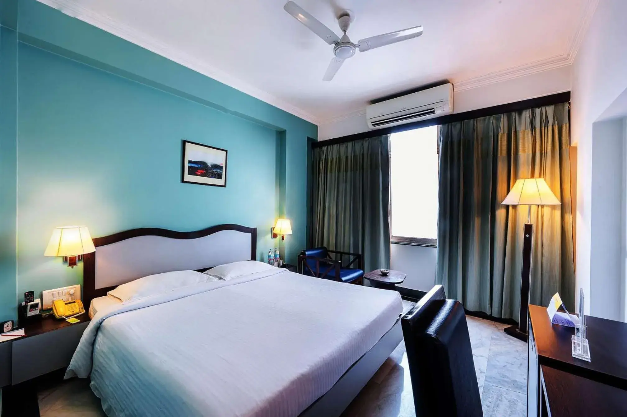 Bed in Capitol Residency Bed in Capitol Residency