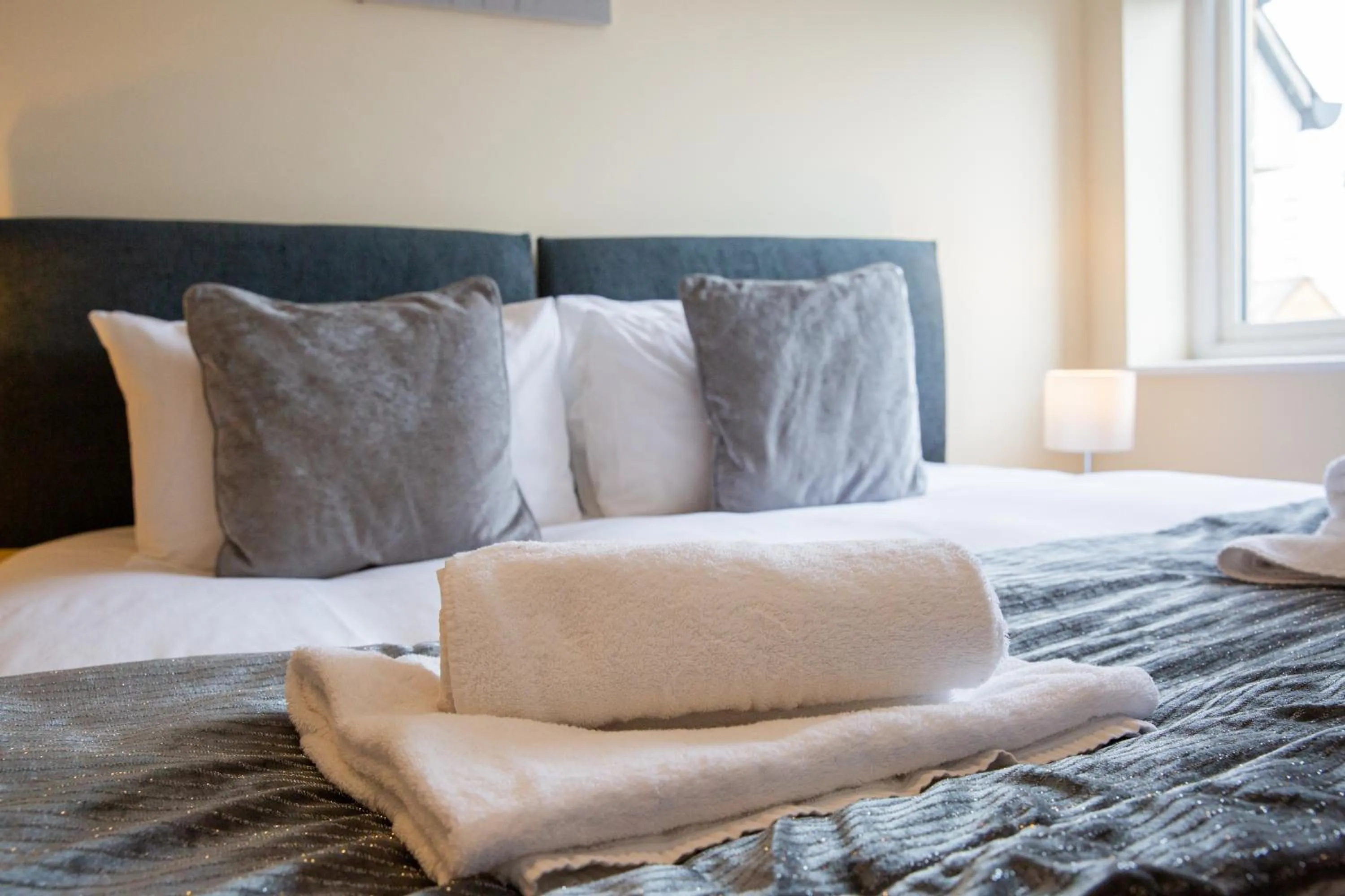 Other, Bed in 2 Bedroom Penthouse, Clockhouse, Hoddessdon