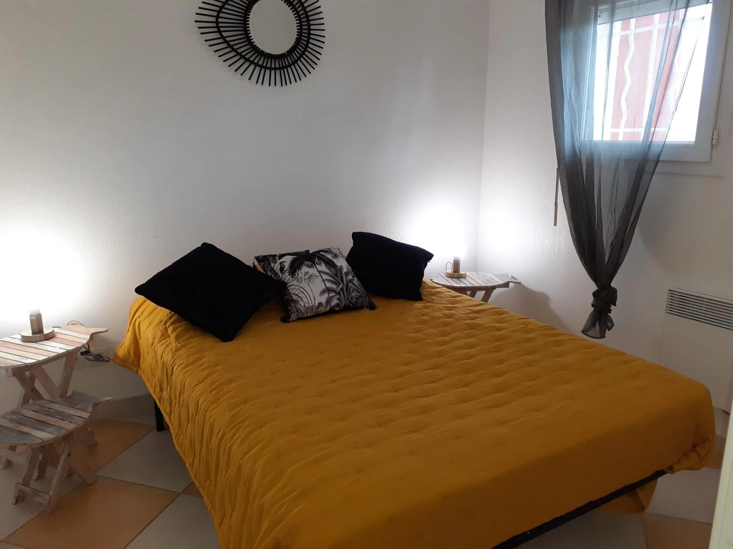 Bedroom, Bed in Arena Résidence