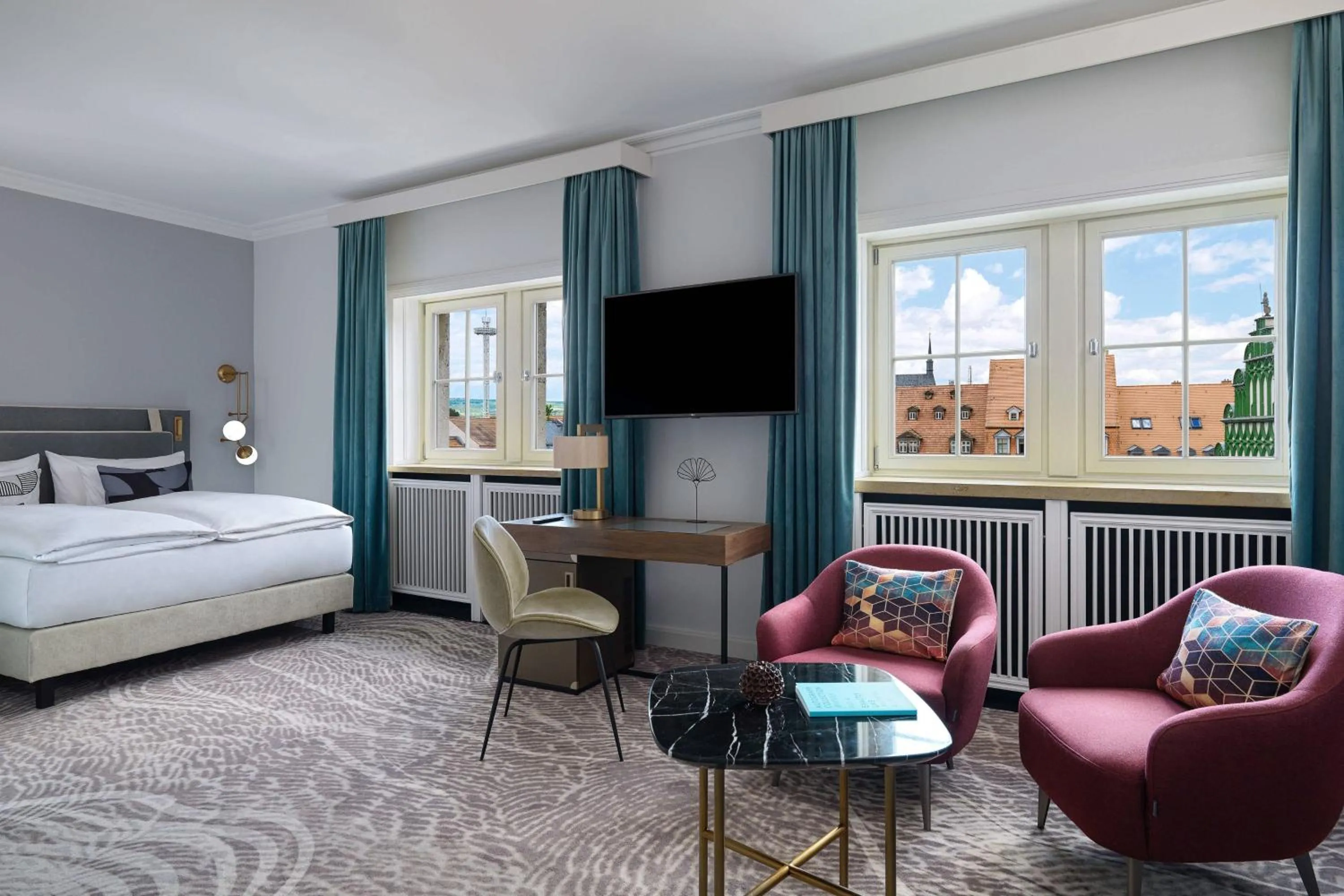 Photo of the whole room, Bed in Hotel Elephant Weimar, Autograph Collection