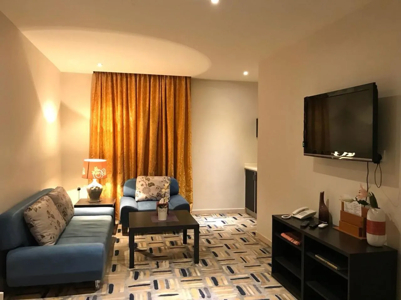 Communal lounge/ TV room in Executive Suites