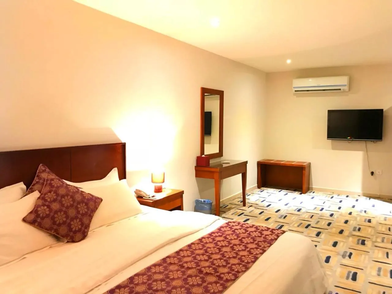 Bed in Executive Suites