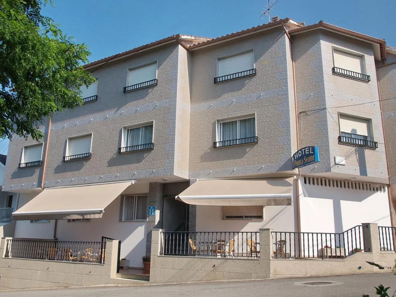 Property building in Hotel Punta Seame