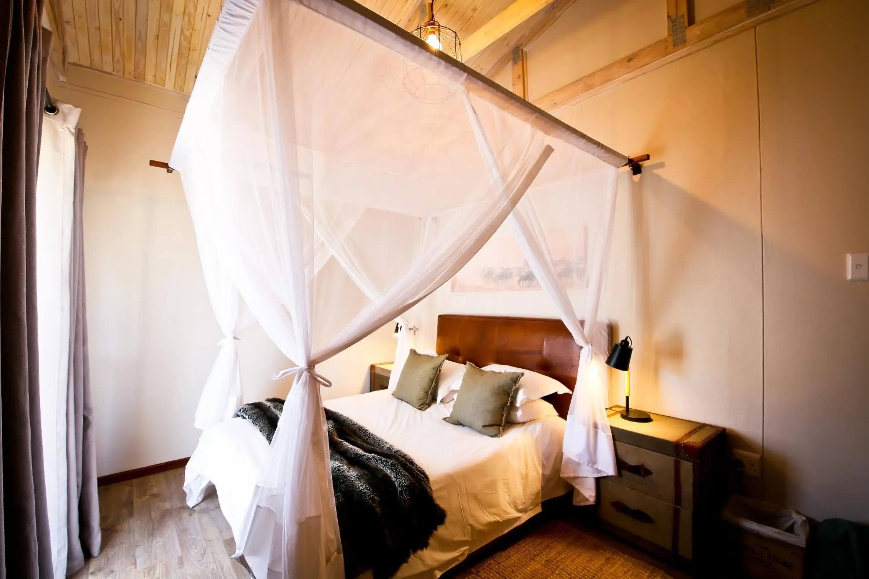 Bedroom, Bed in Otjiwa Safari Lodge Bedroom, Bed in Otjiwa Safari Lodge