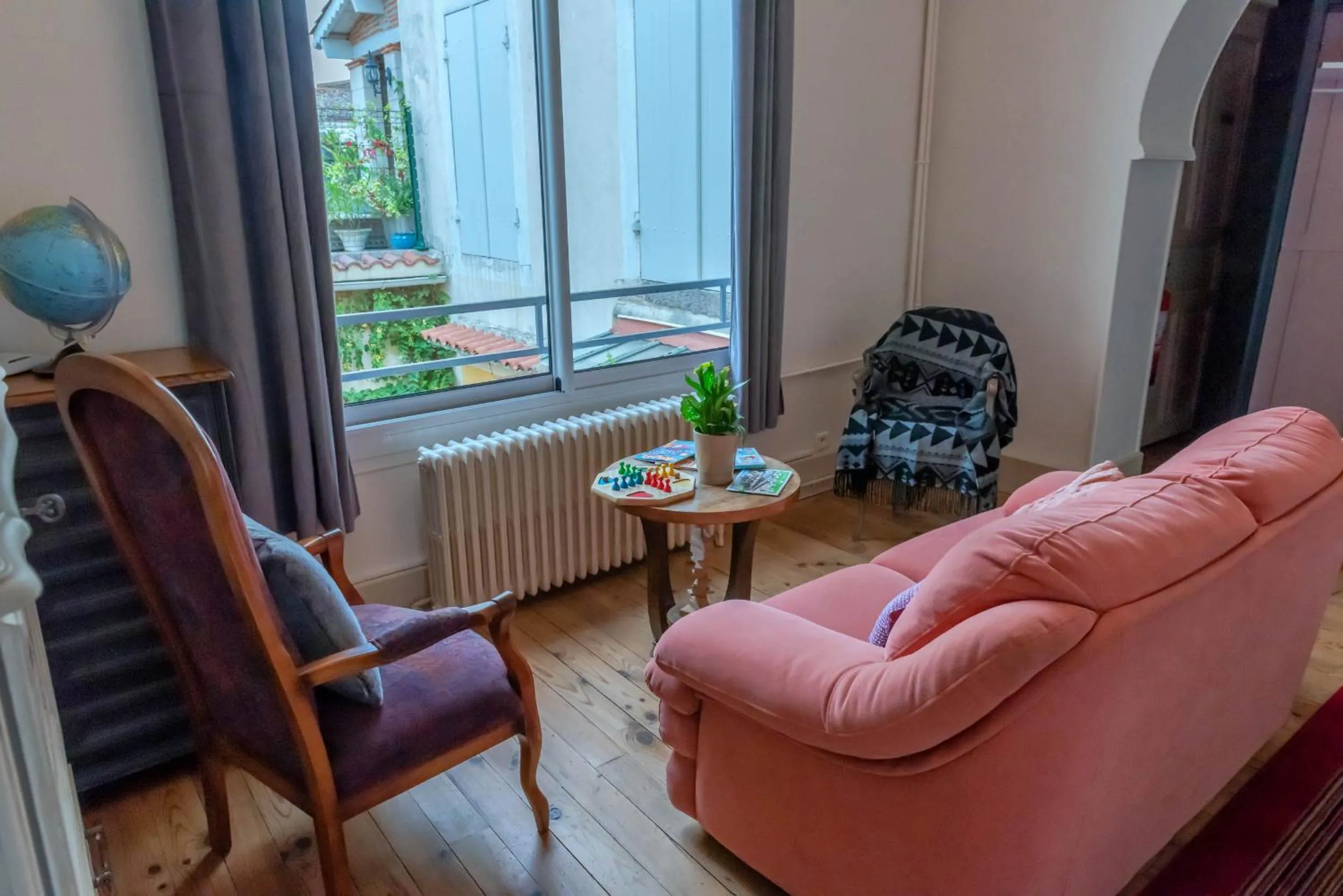 Seating area in La Maison DUFFOUR chambres d'hôtes avec Petit Déjeuner