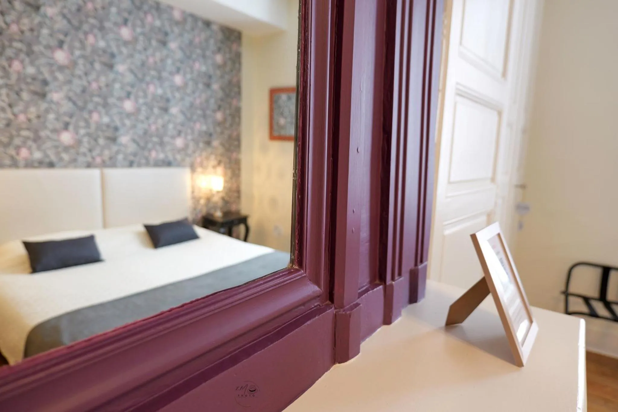 Bed in La Maison DUFFOUR chambres d'hôtes avec Petit Déjeuner