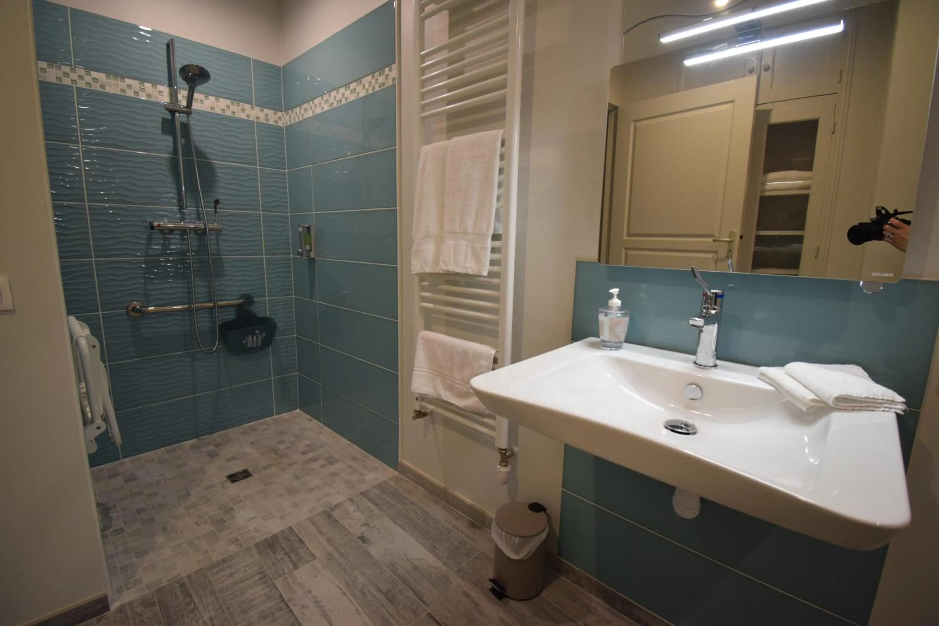 La Maison DUFFOUR chambres d'hôtes avec Petit Déjeuner