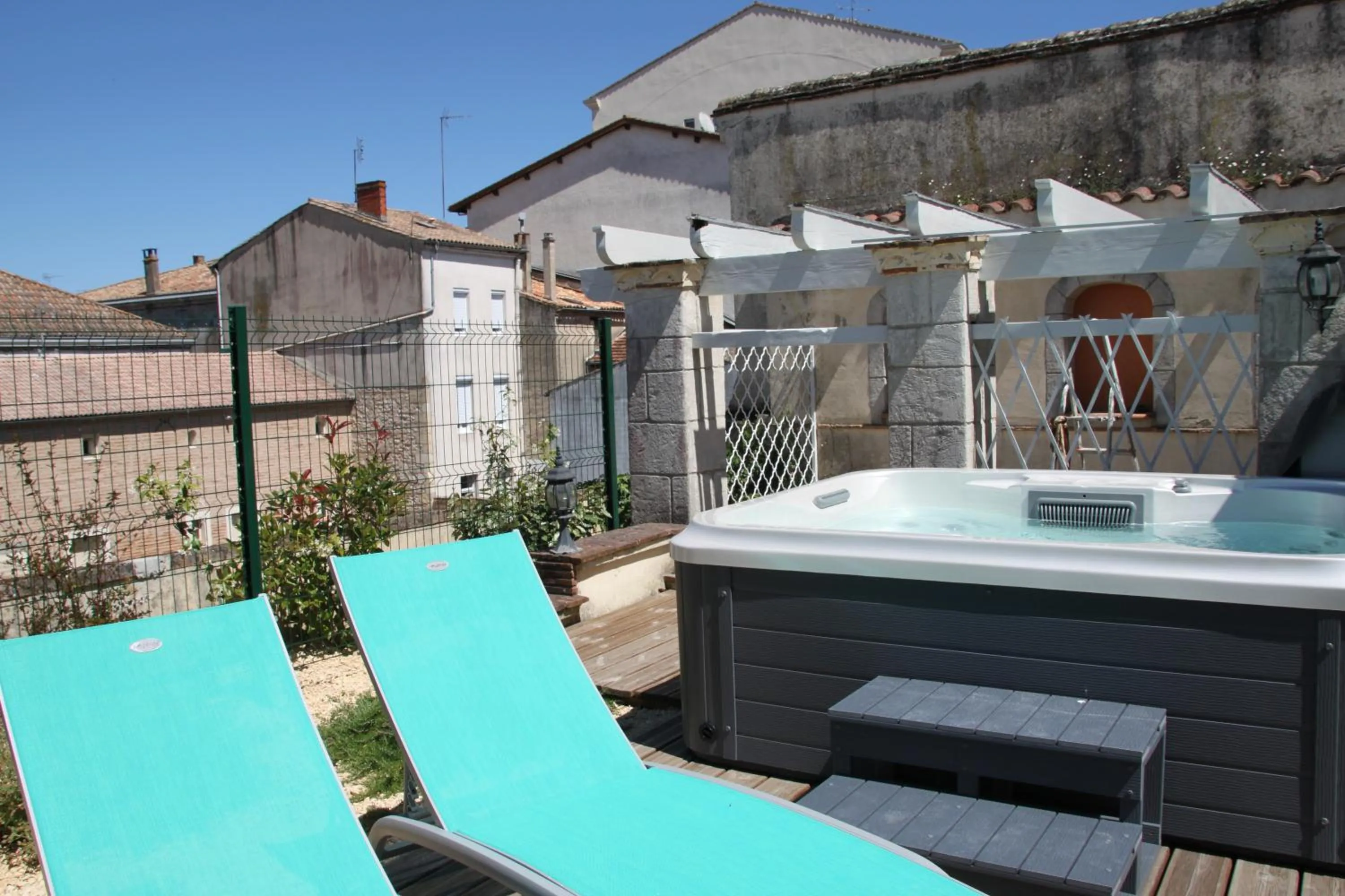 La Maison DUFFOUR chambres d'hôtes avec Petit Déjeuner