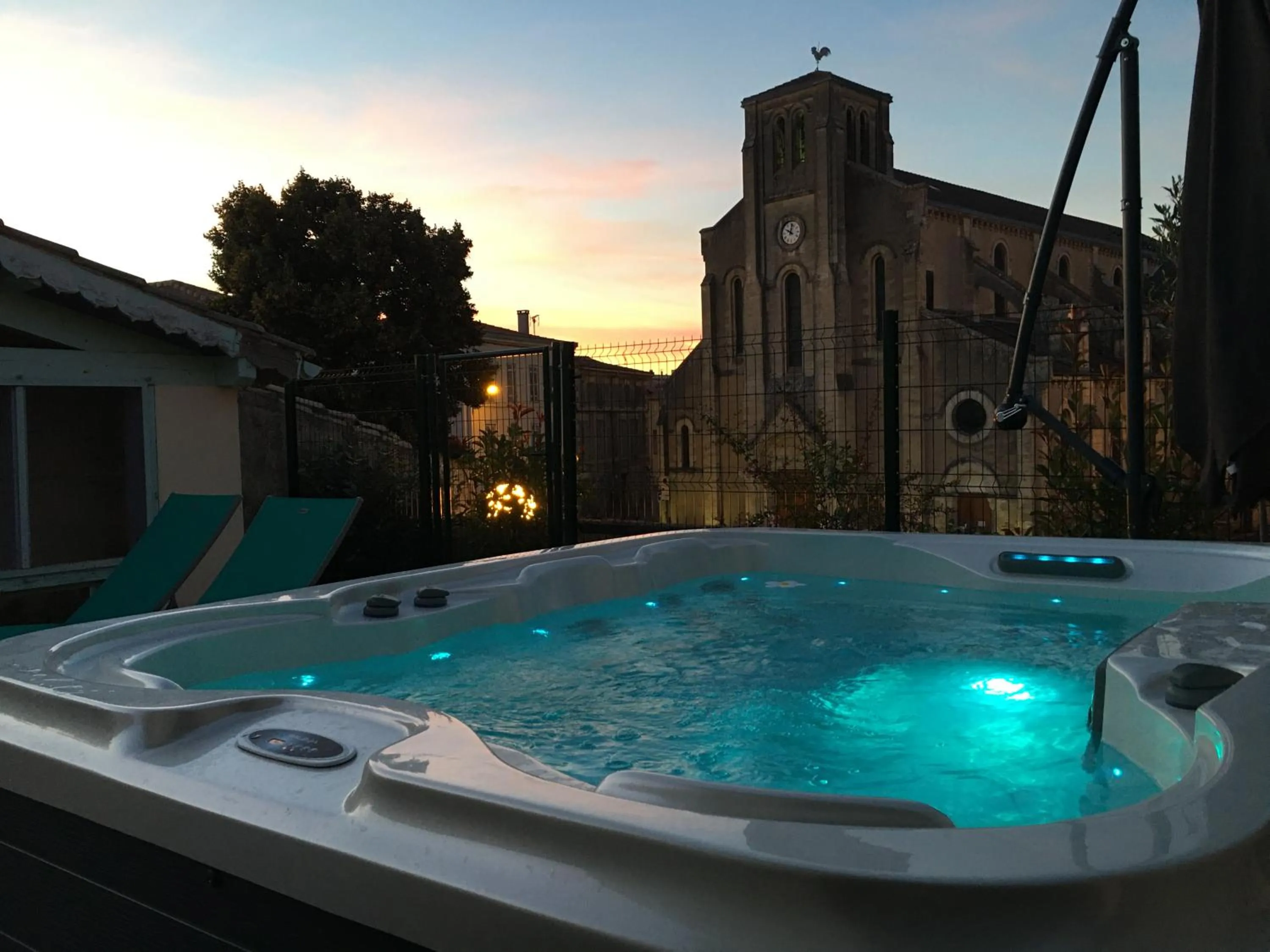 Spa and wellness centre/facilities in La Maison DUFFOUR chambres d'hôtes avec Petit Déjeuner