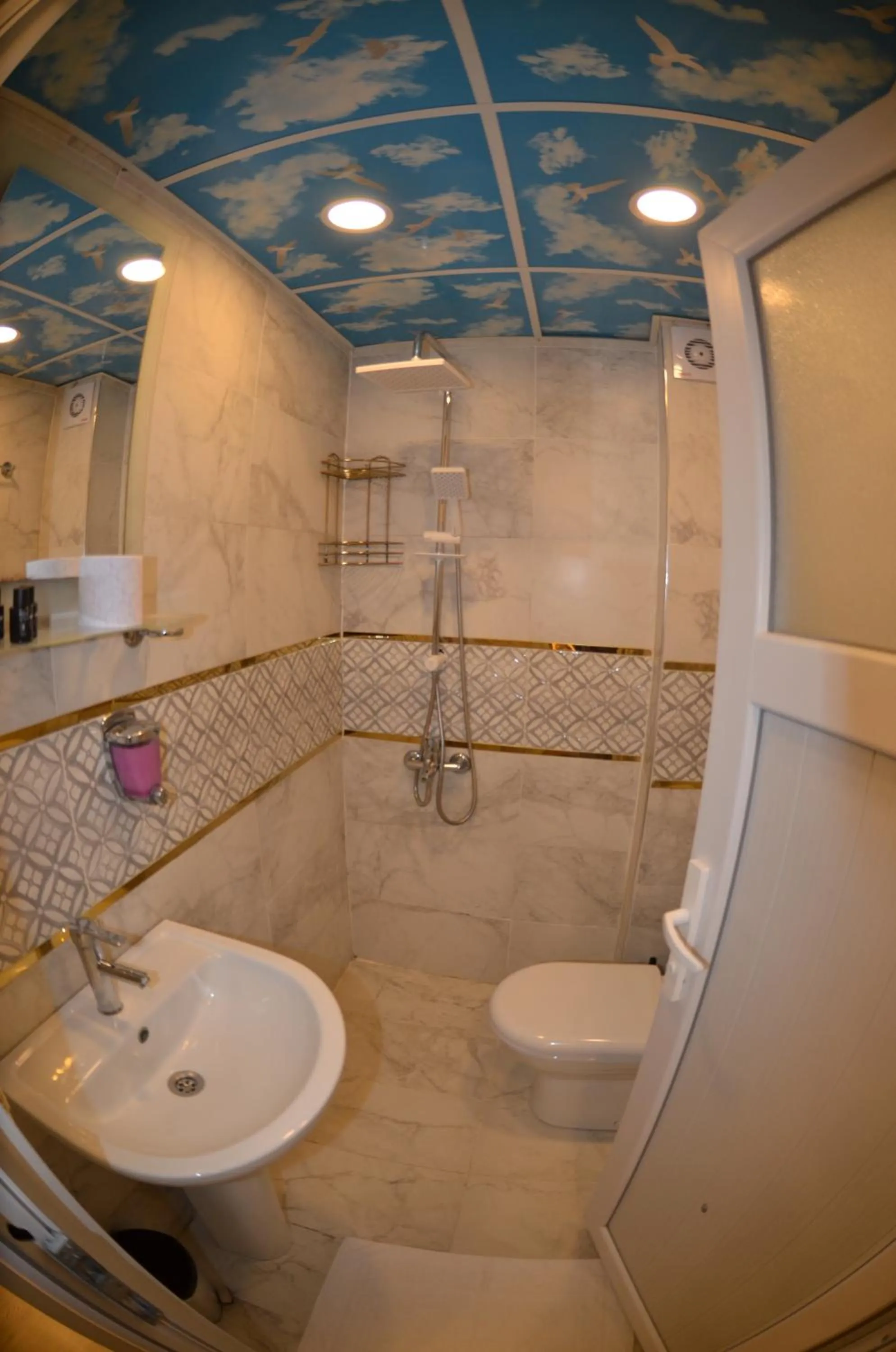 Bathroom in SULTANAHMET ıŞIL HOTEL
