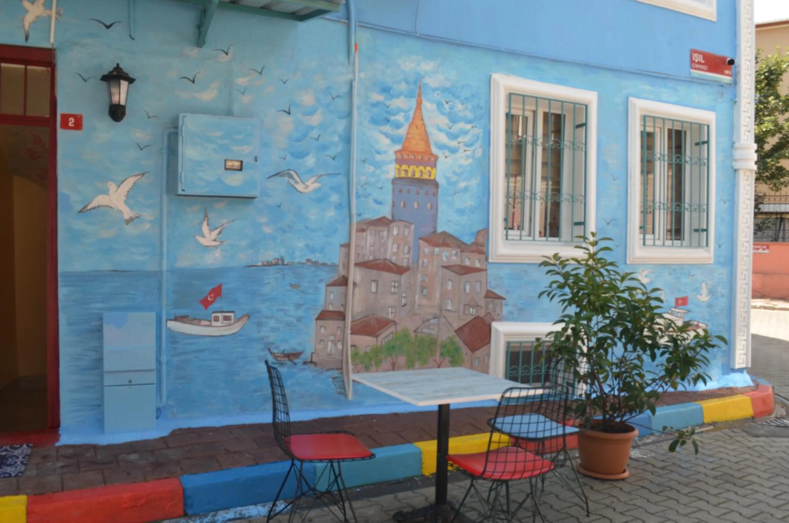 Patio in SULTANAHMET ıŞIL HOTEL