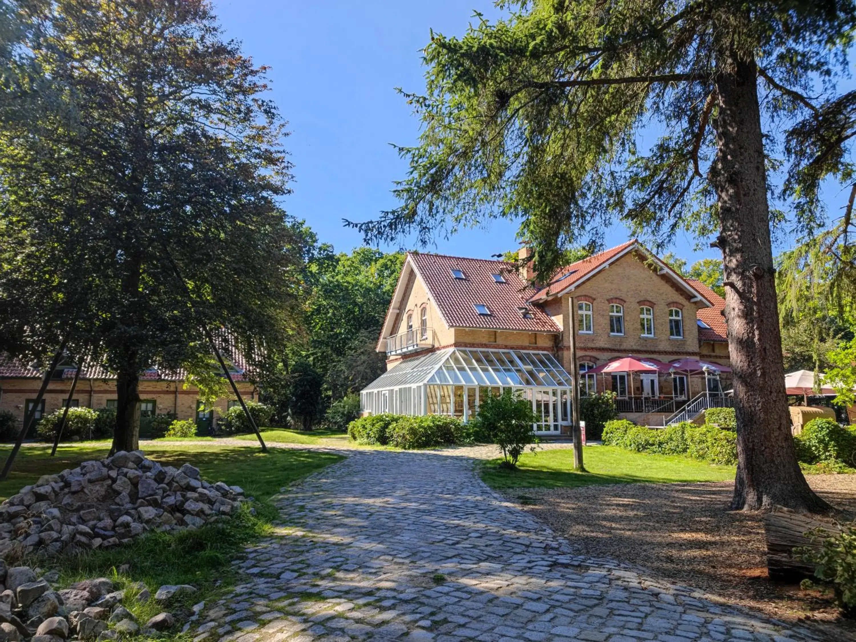 Hotel Schlösschen Sundische Wiese Zingst Hotel Schlösschen Sundische Wiese Zingst