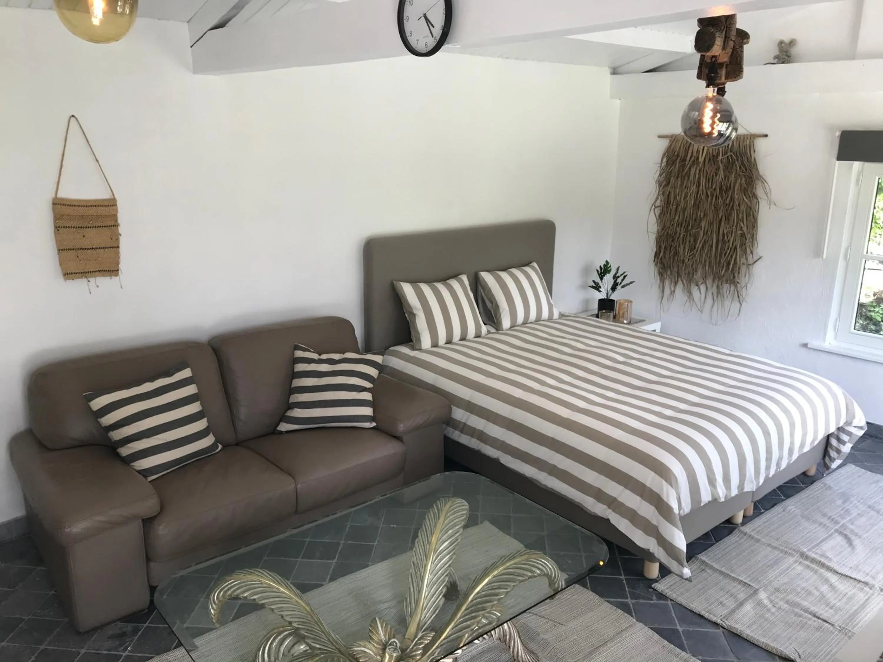 Bed in Aquavilla Bed & Breakfast