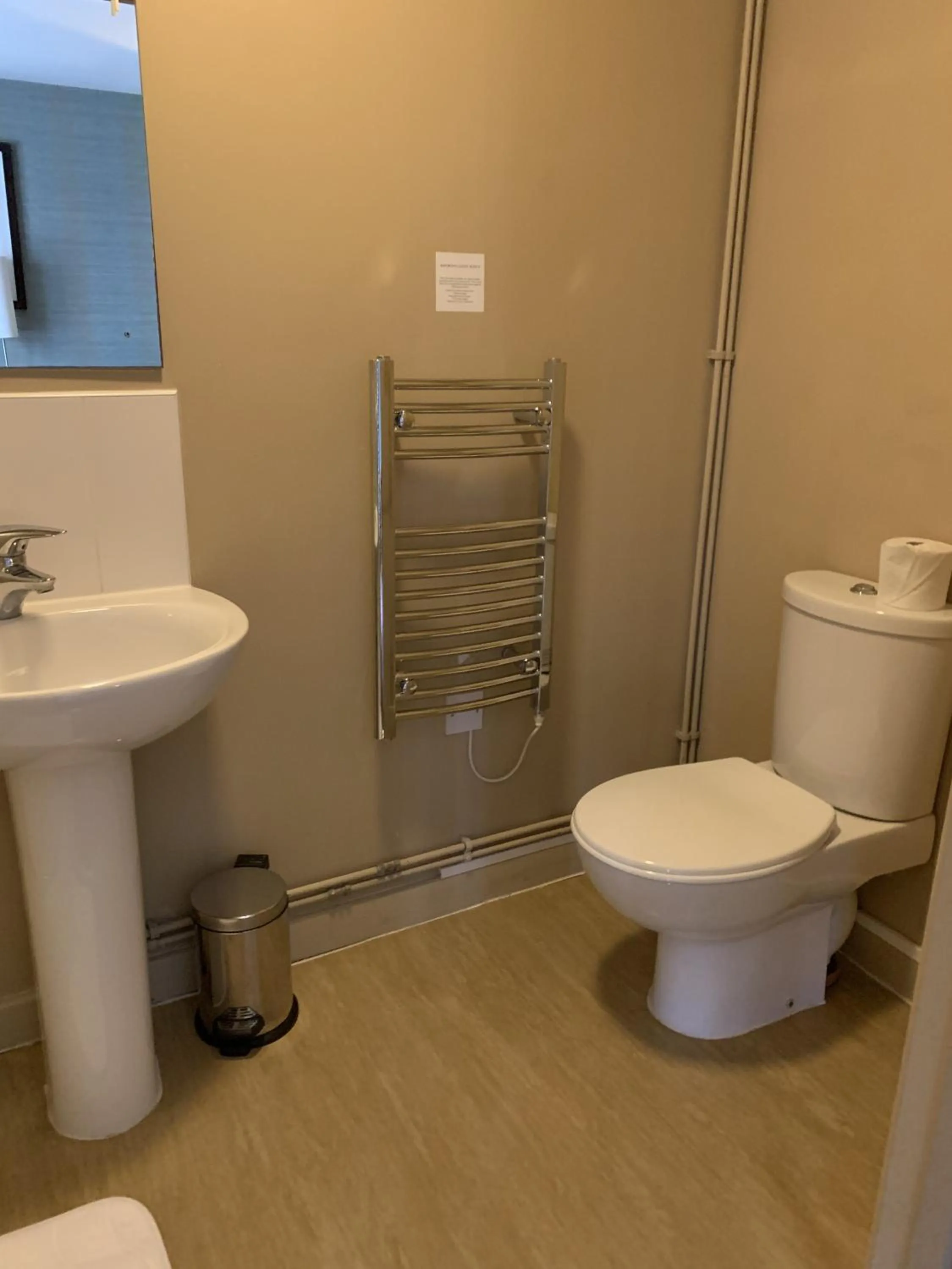 Bathroom in The Railway Inn