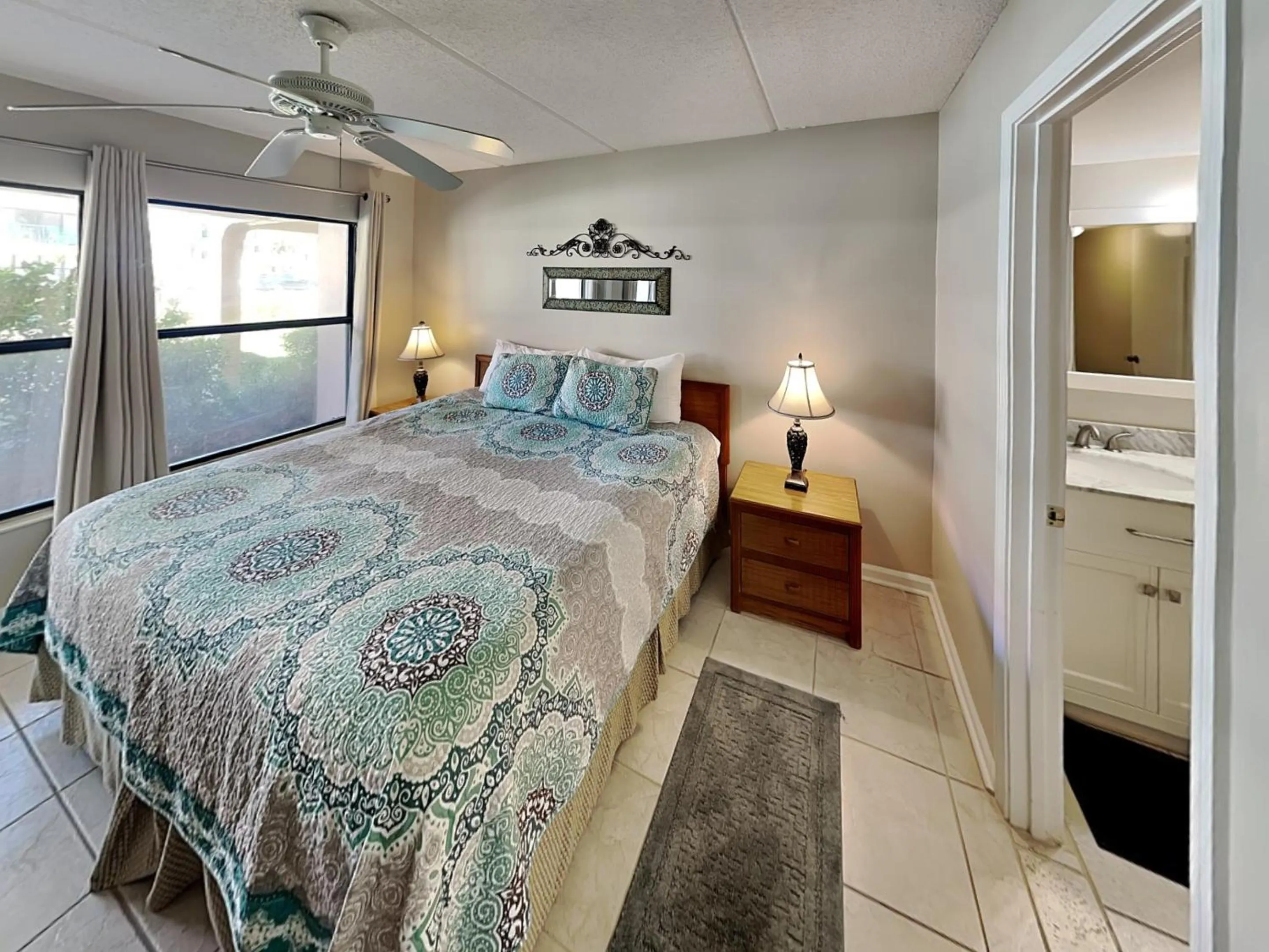 Bed in Sea Place 14158