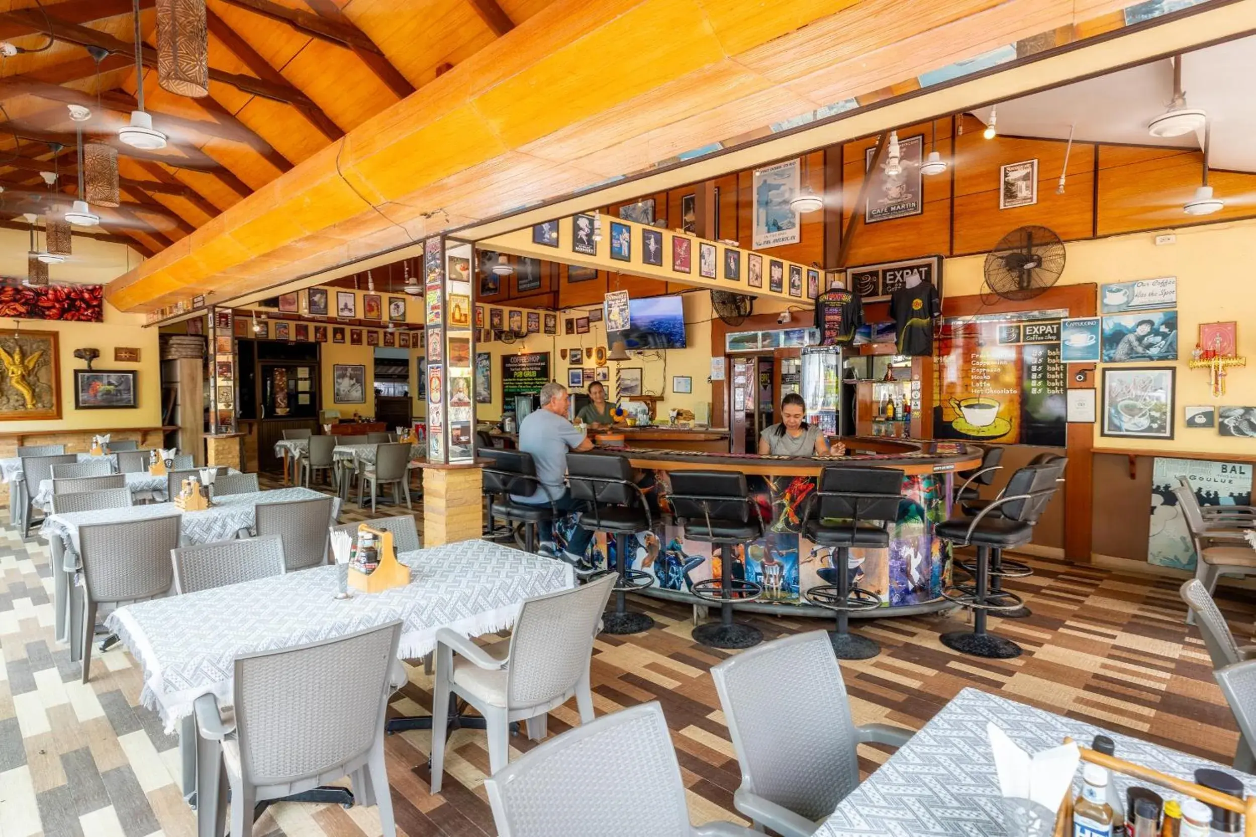 Restaurant/places to eat in The Expat Hotel Patong Restaurant/places to eat in The Expat Hotel Patong