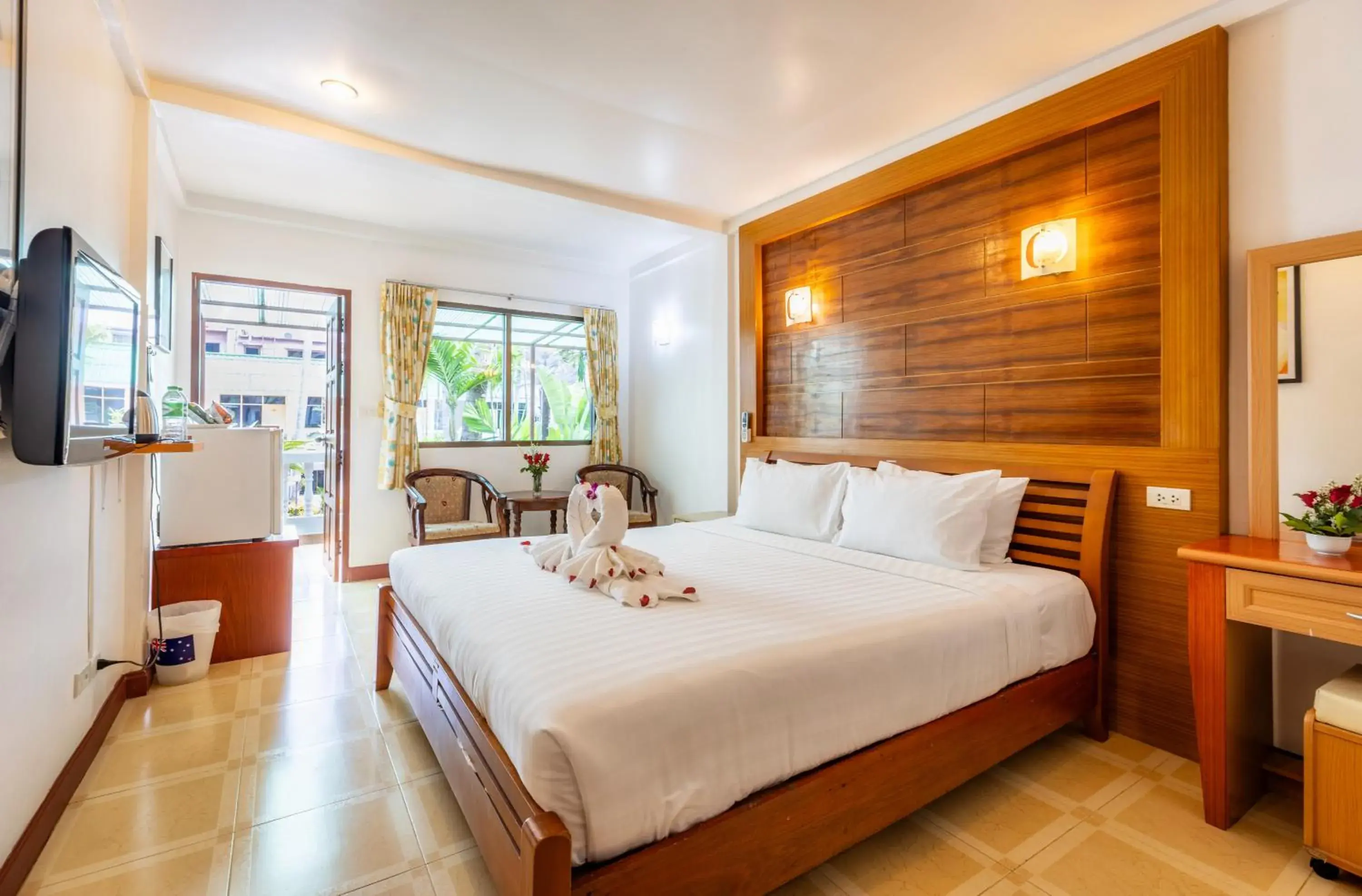 Bed in The Expat Hotel Patong Bed in The Expat Hotel Patong