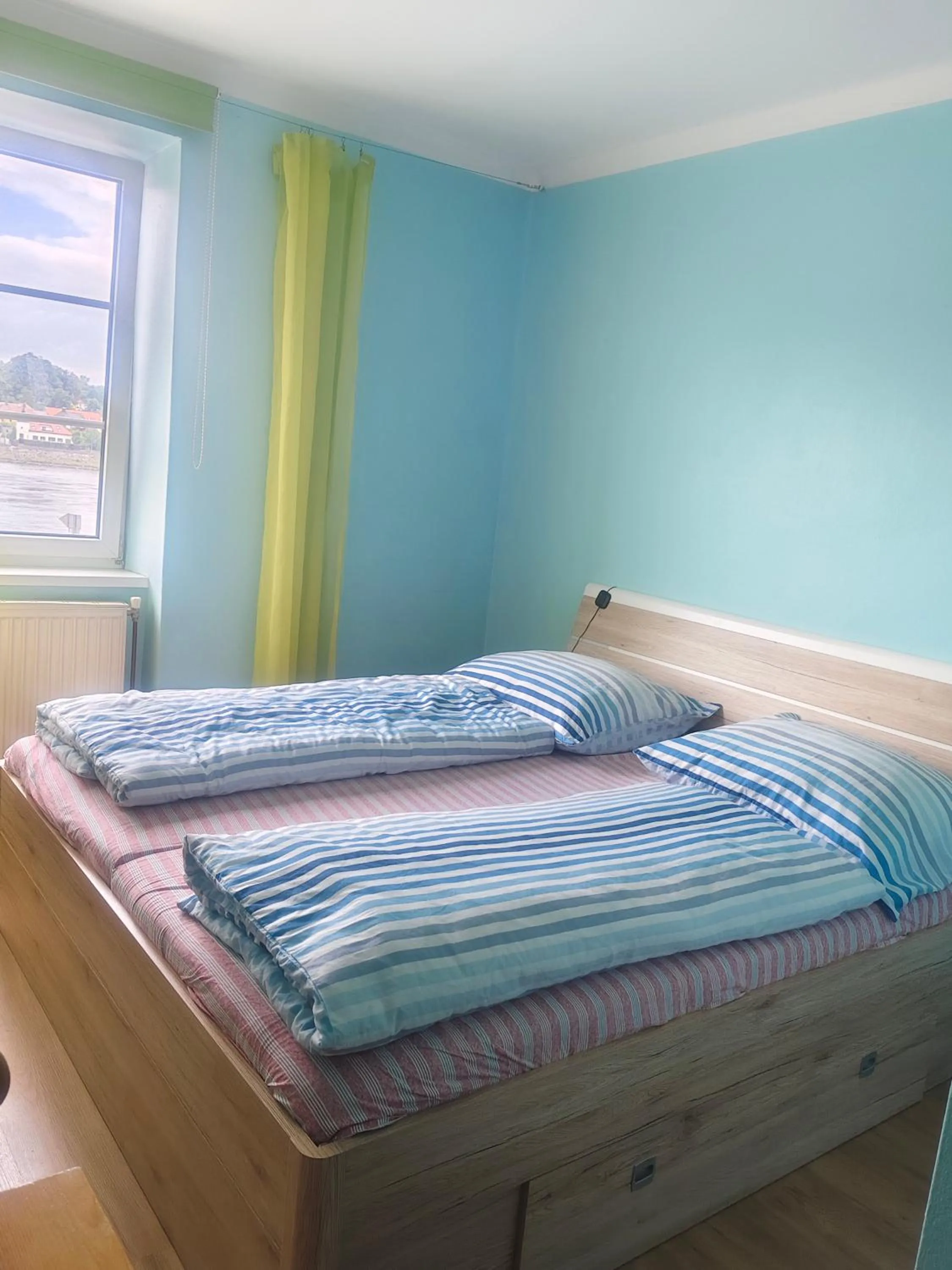 Bed in Asia wok gasthof