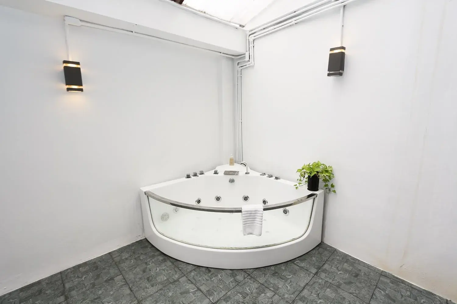 Spa and wellness centre/facilities in The Nest Resort Patong Spa and wellness centre/facilities in The Nest Resort Patong