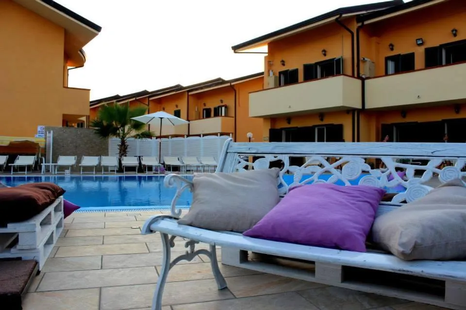 Day in Conca Degli Dei