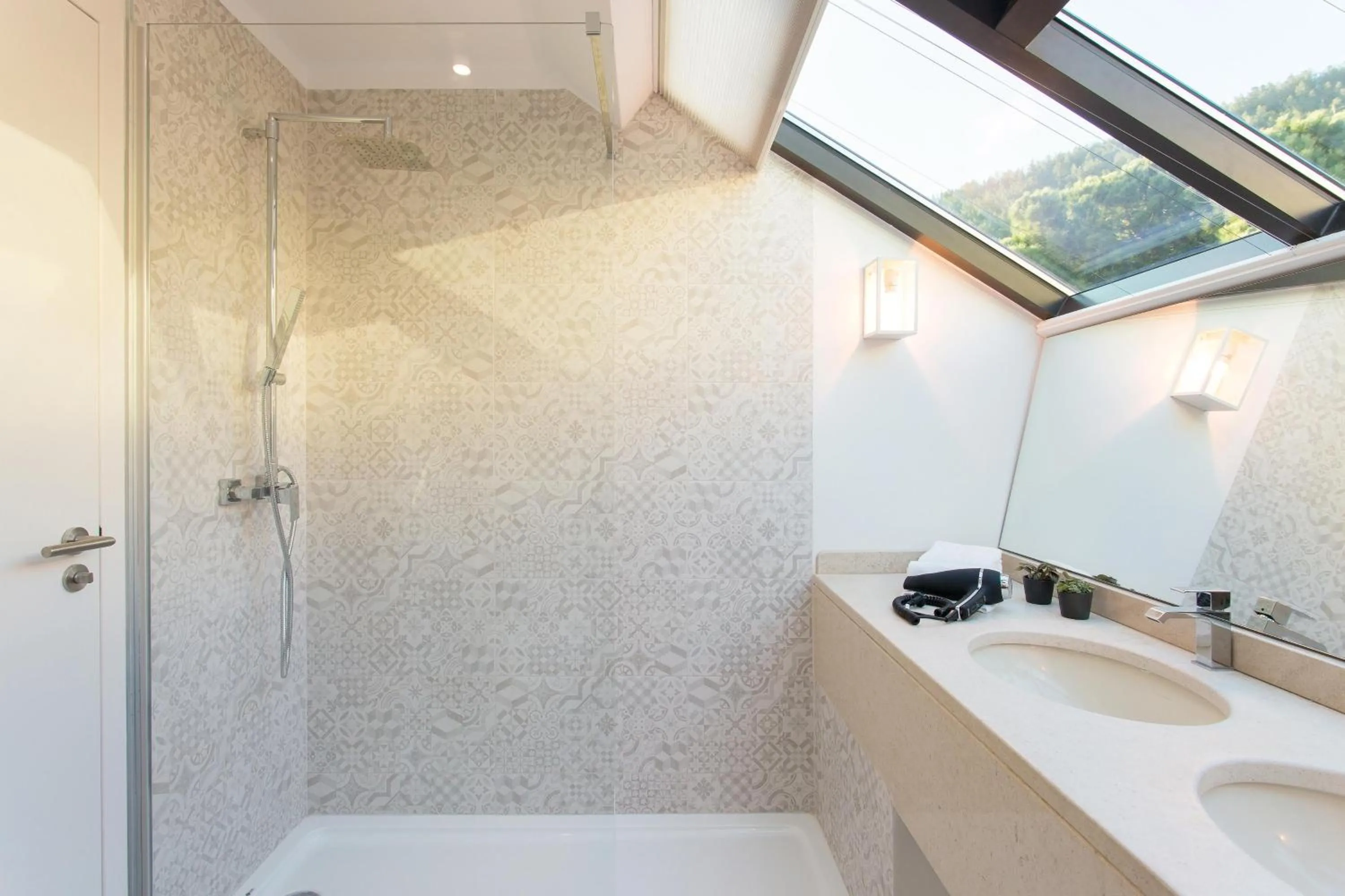 Bathroom in Four Points by Sheraton Sesimbra