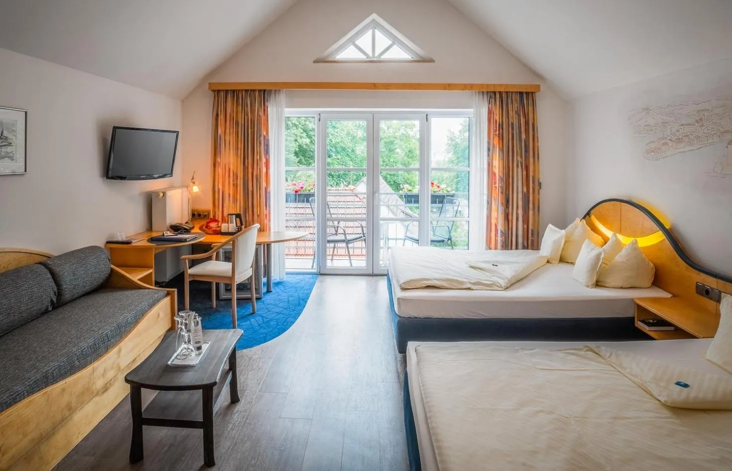 Photo of the whole room, Bed in Hotel Atrium Garni