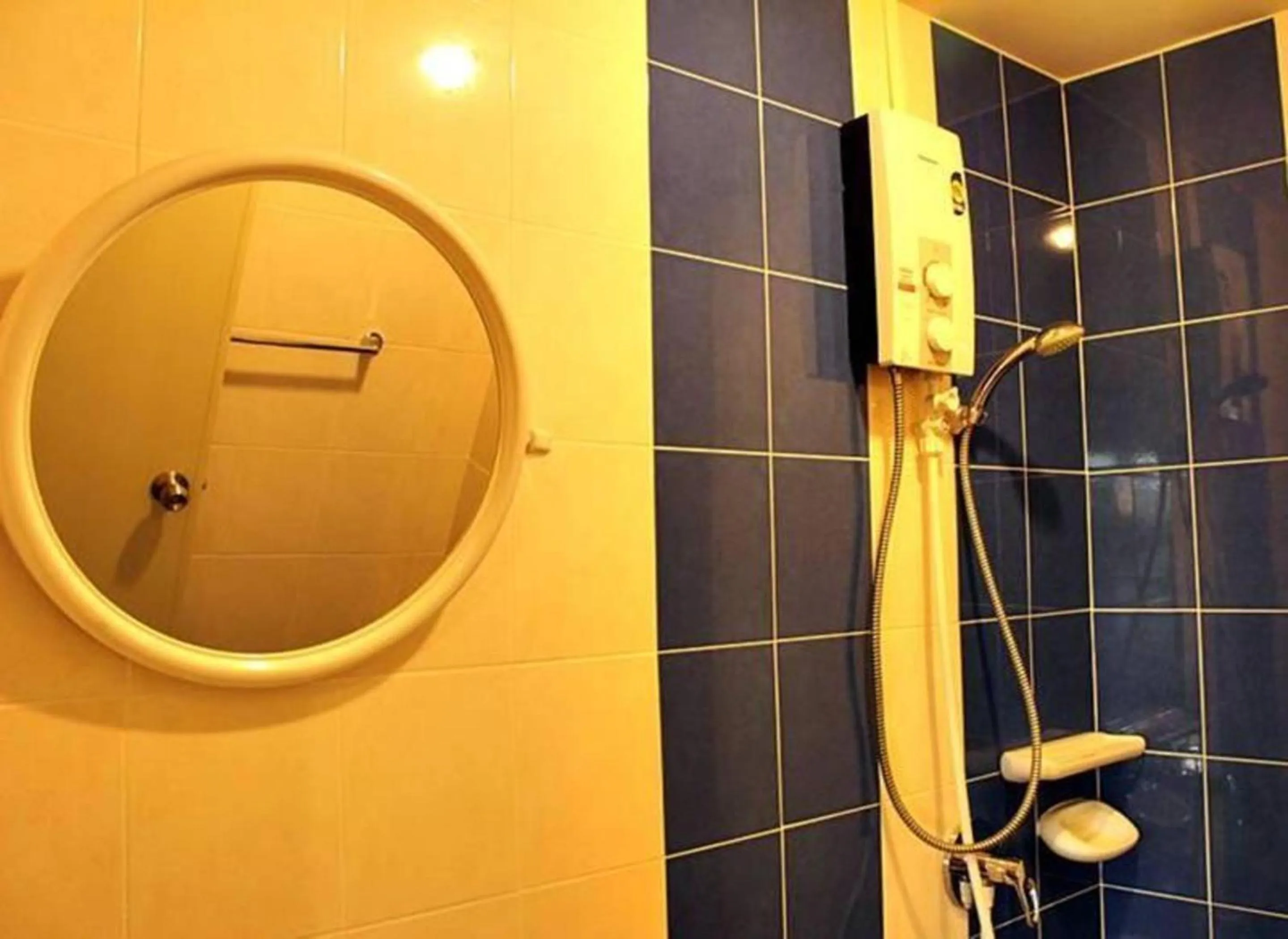 Bathroom in Be Rich Hotel