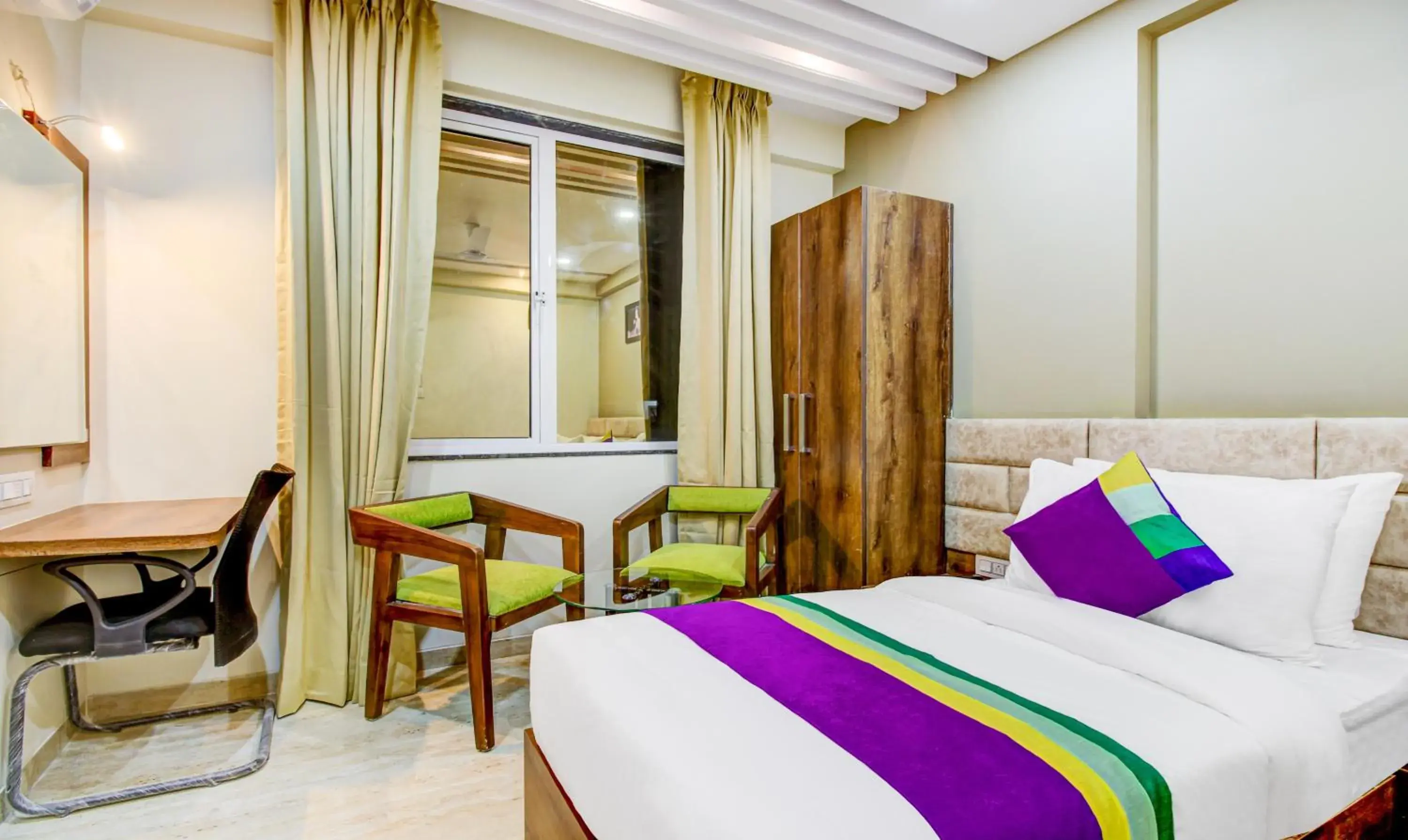 Bedroom, Bed in Treebo The Pavilion, Railway Station Bedroom, Bed in Treebo The Pavilion, Railway Station