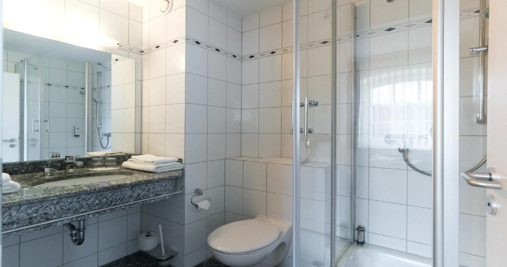 Bathroom in Hotel am Schloß