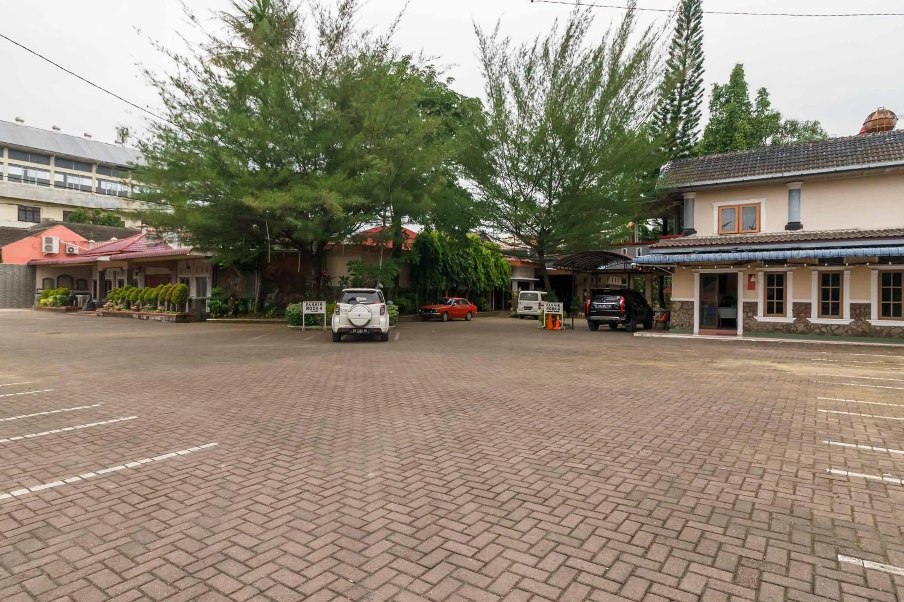 Property building in RedDoorz Plus @ Setiabudi Medan 4