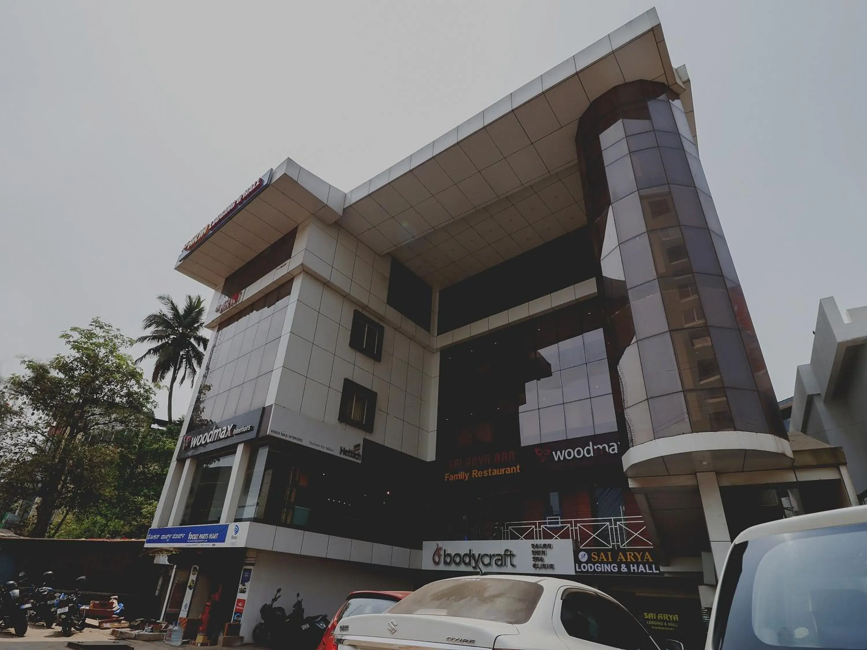 Facade/entrance in Capital O Sai Arya Residency Facade/entrance in Capital O Sai Arya Residency