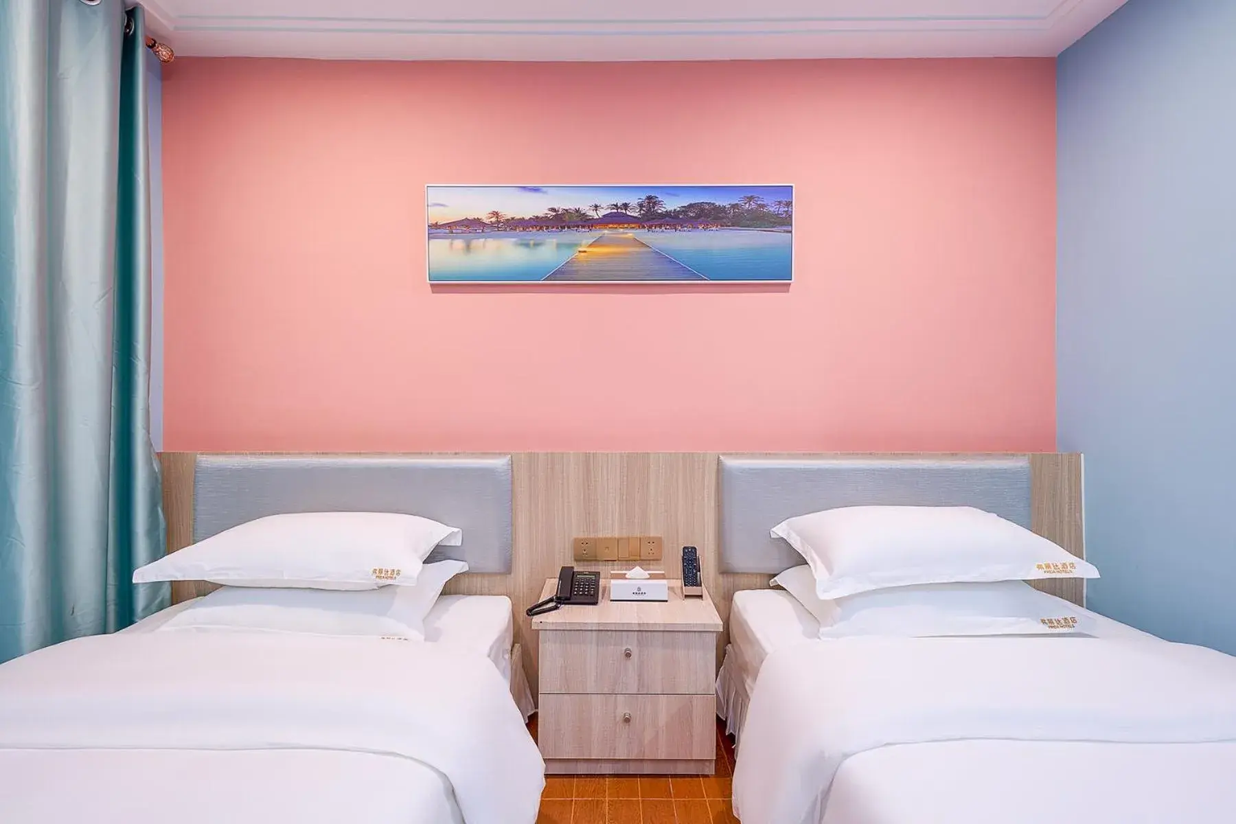Standard Twin Room in Frida Hotels Guangzhou Baiyun International airport Standard Twin Room in Frida Hotels Guangzhou Baiyun International airport