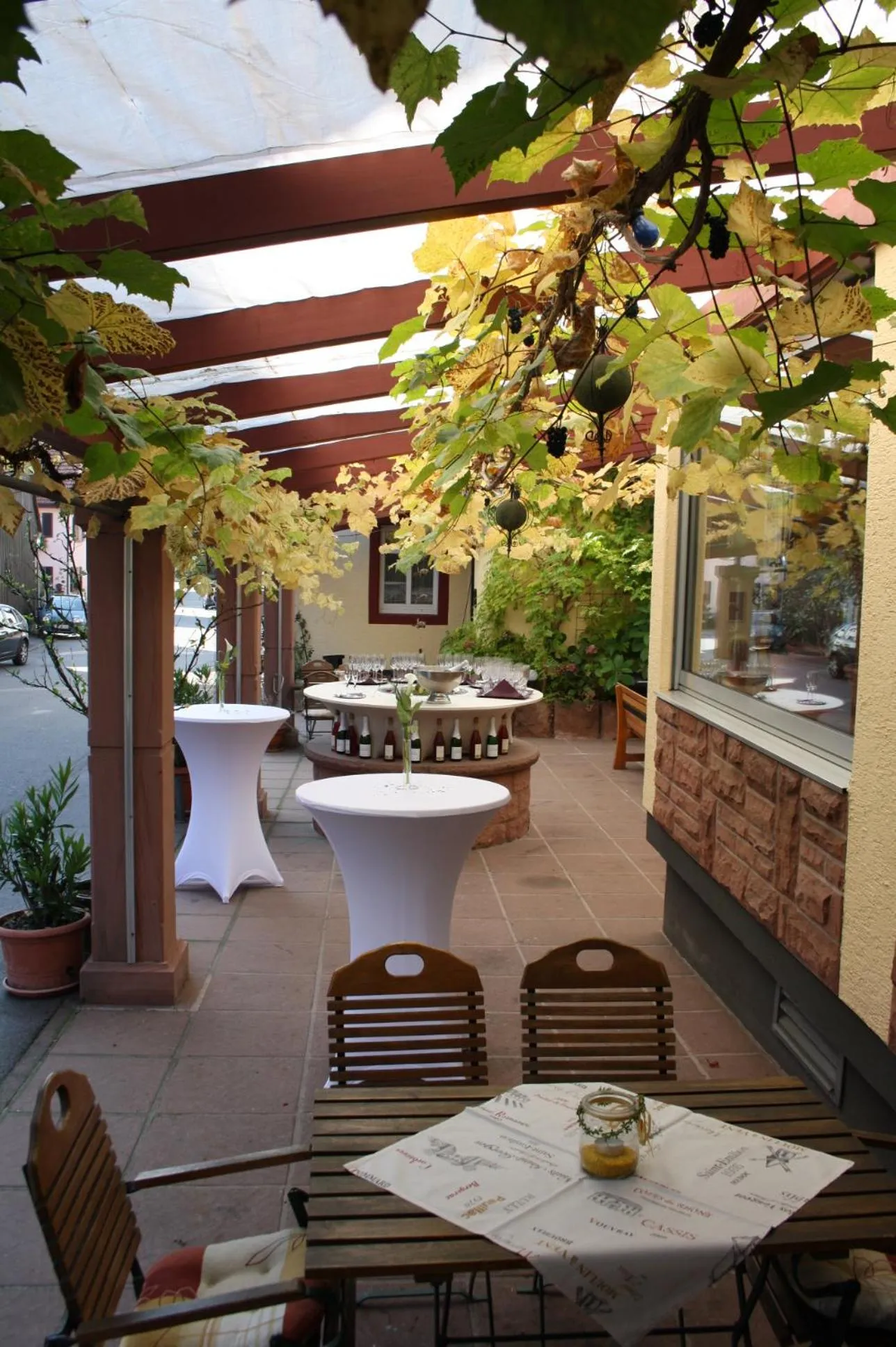 Restaurant/places to eat in Hotel Hirsch