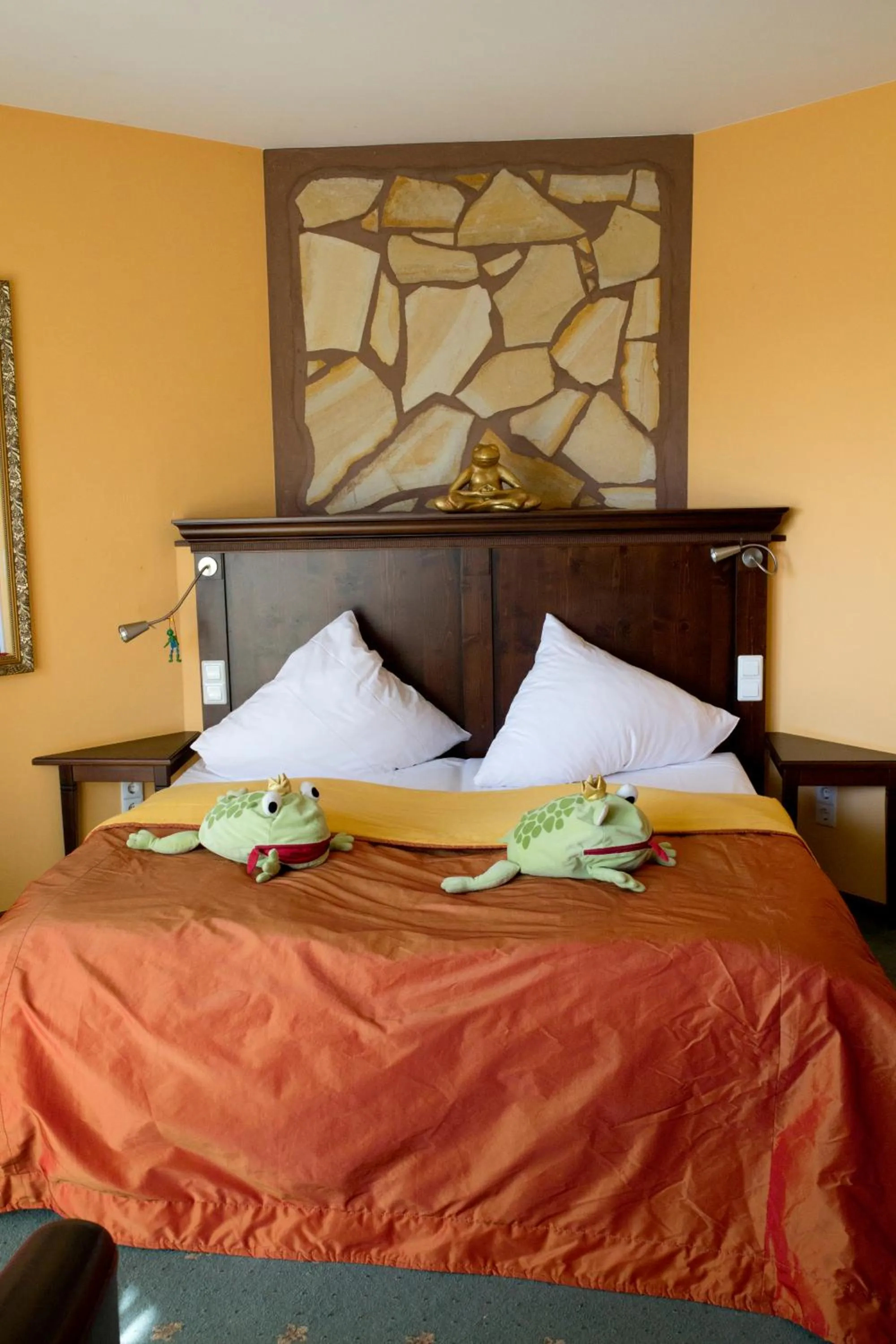 Photo of the whole room, Bed in Hotel Hirsch