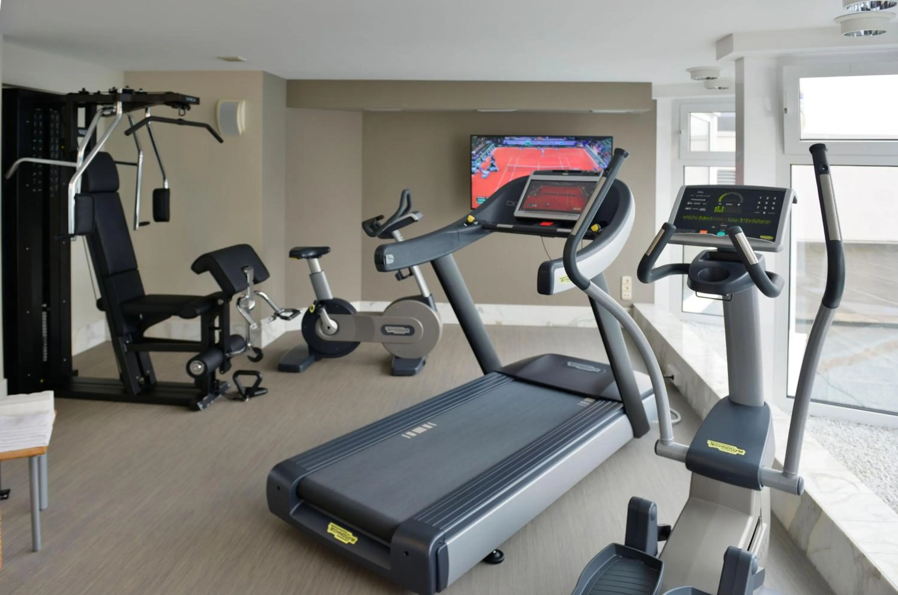 Fitness centre/facilities in Best Western Premier Parkhotel Kronsberg