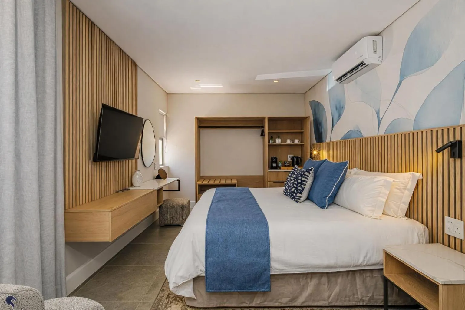 Bed in The Shark Bay Boutique Hotel & Spa