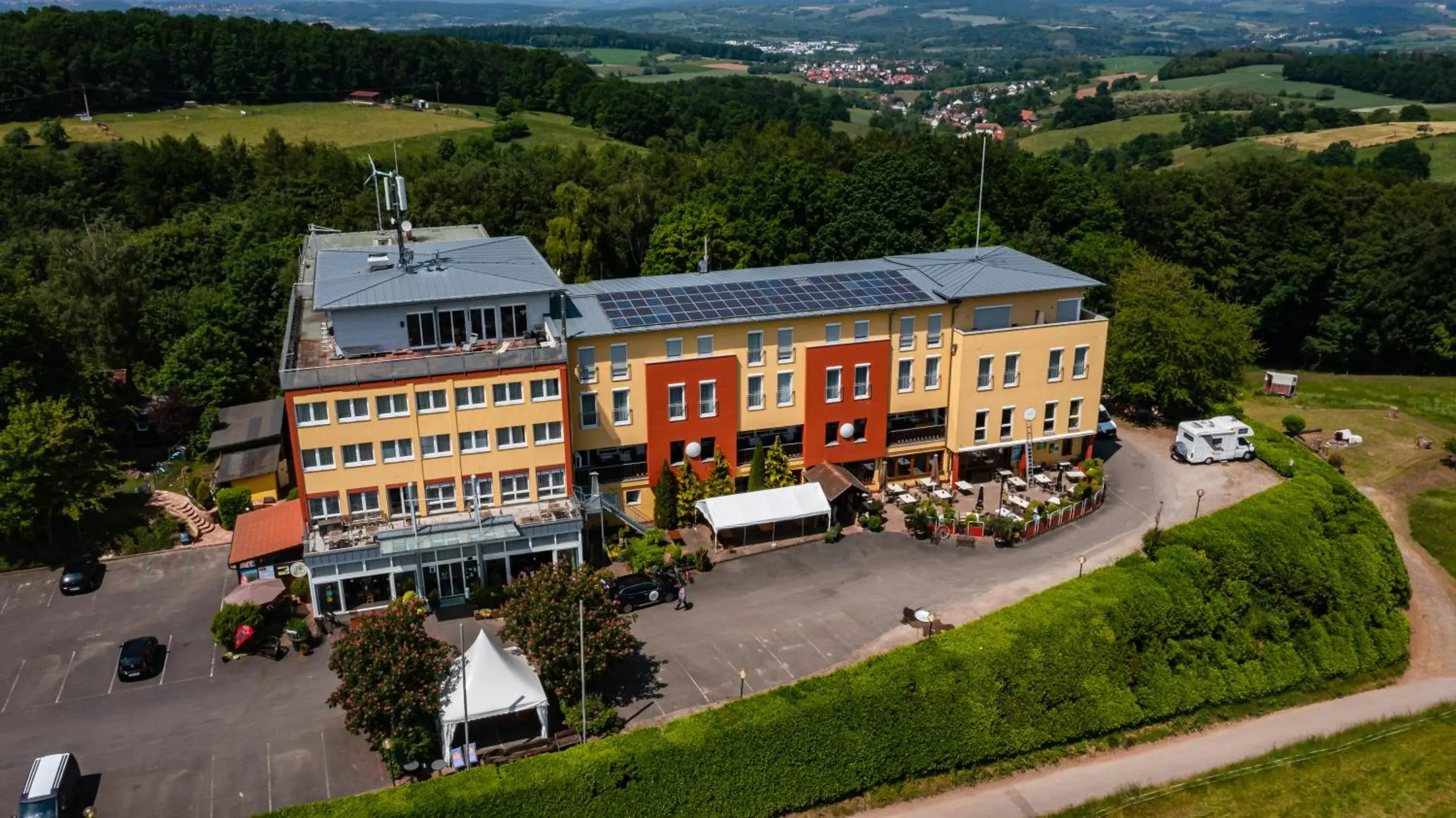 Property building, Bird's-eye View in Landhotel Klingerhof