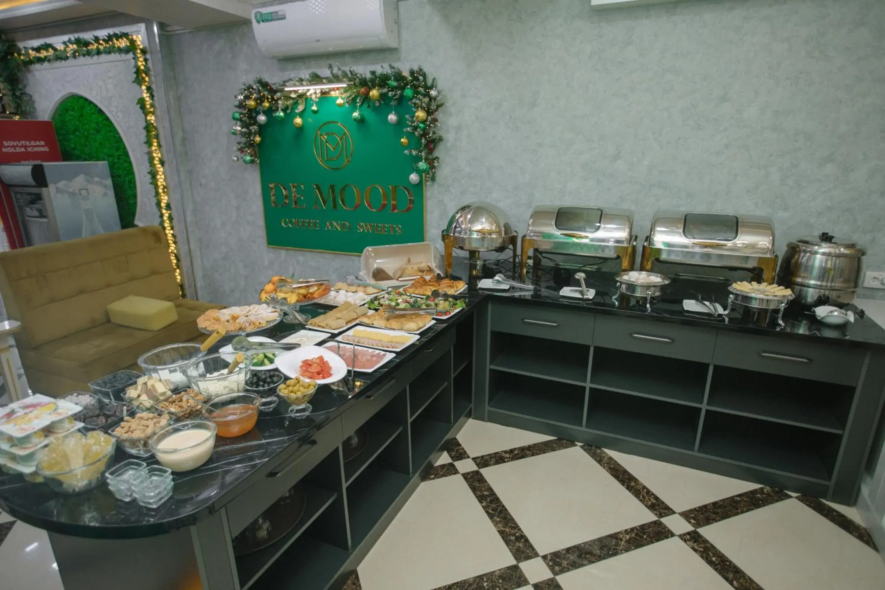 Buffet breakfast in Dendi Plaza Hotel Buffet breakfast in Dendi Plaza Hotel